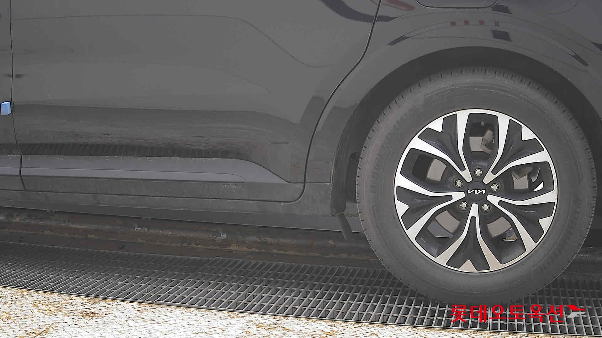 Kia Carnival 2022 - Image 26