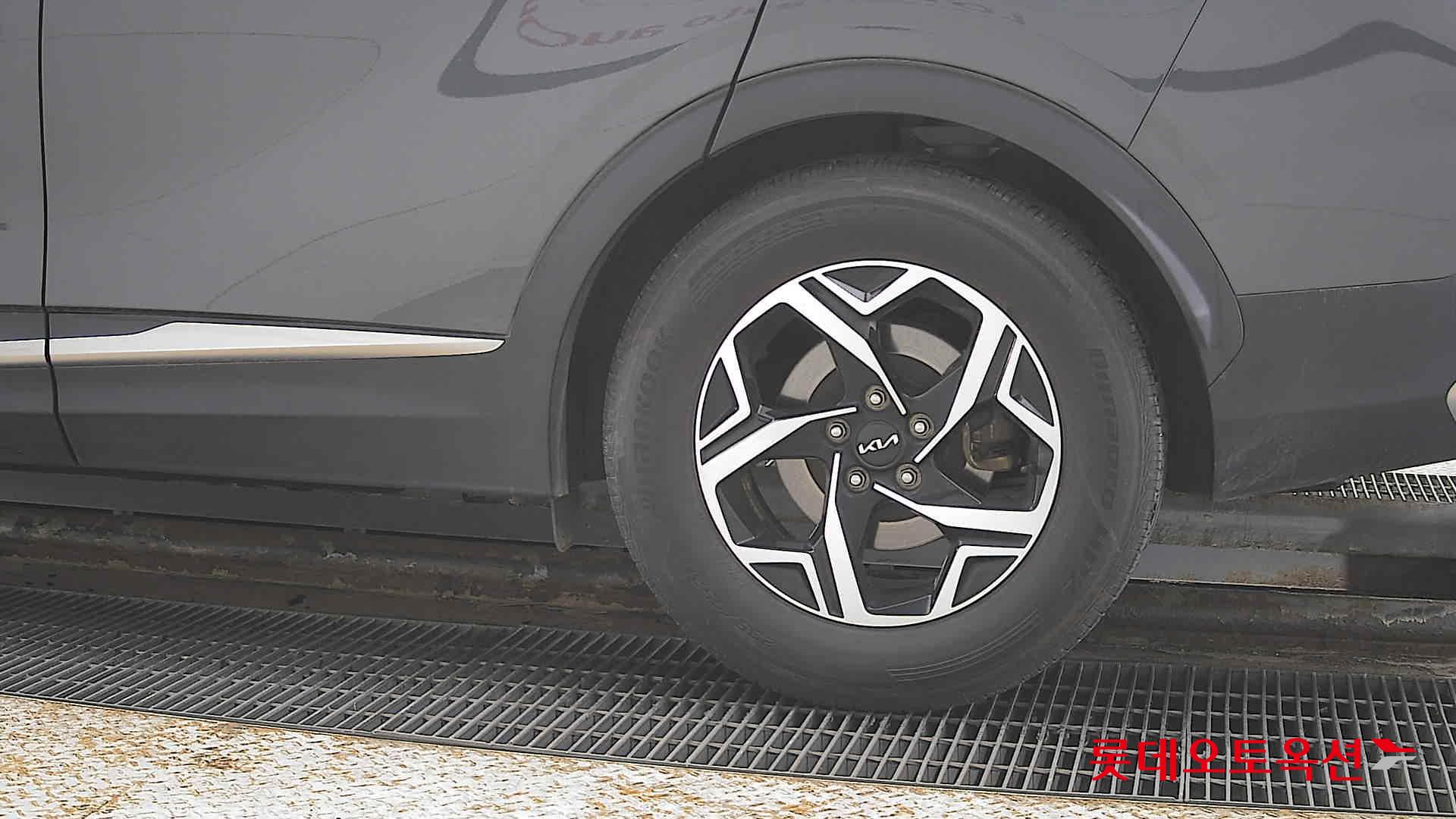 كيا سبورتاج 2022 - صورة 26