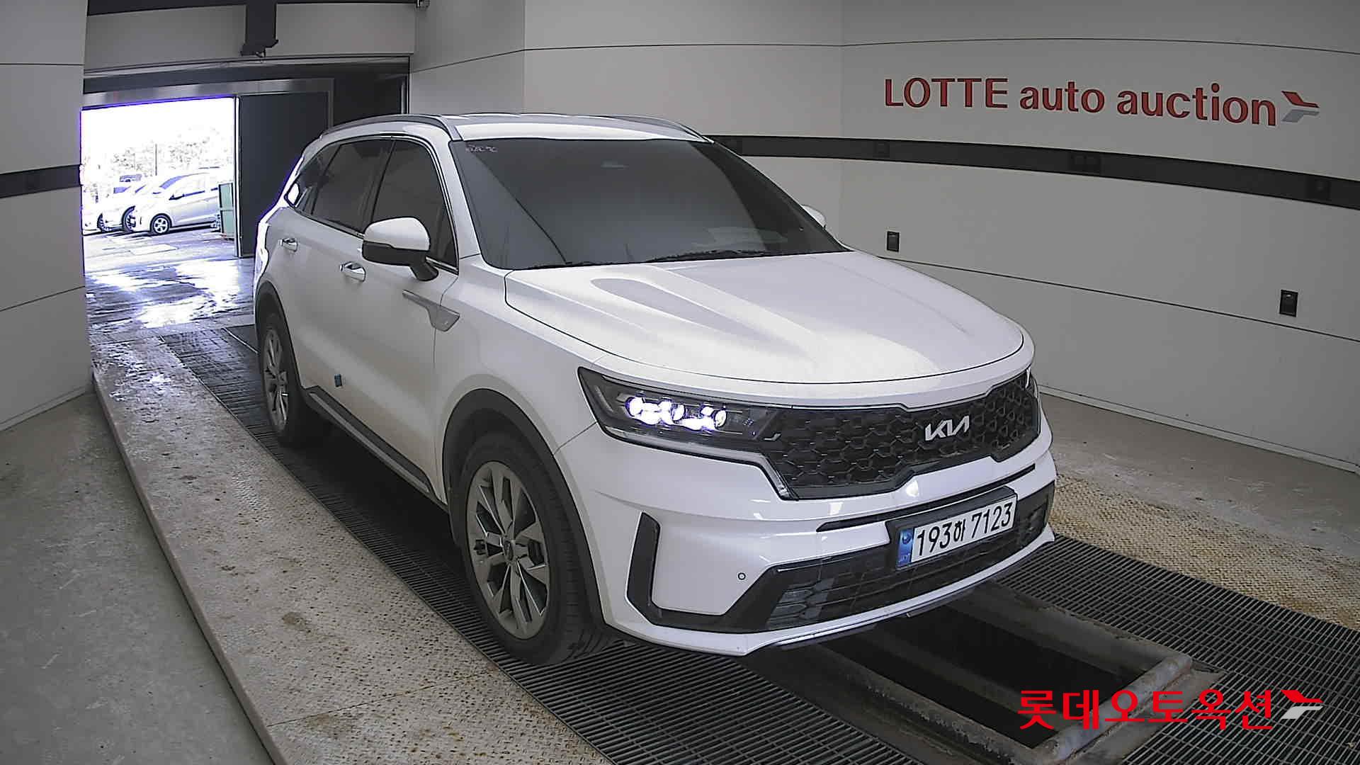 كيا سورينتو 2022 - صورة 6