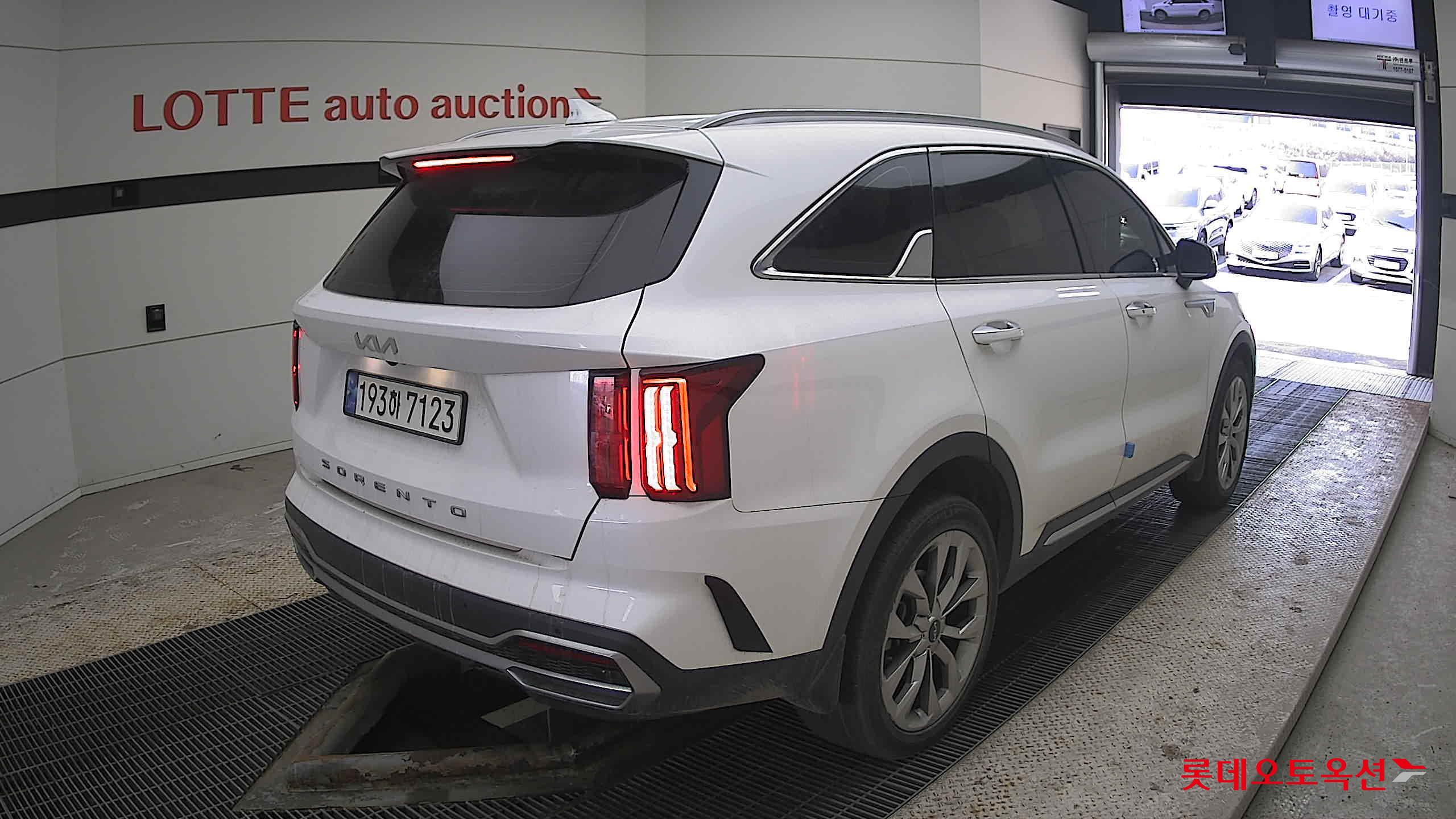 كيا سورينتو 2022 - صورة 5