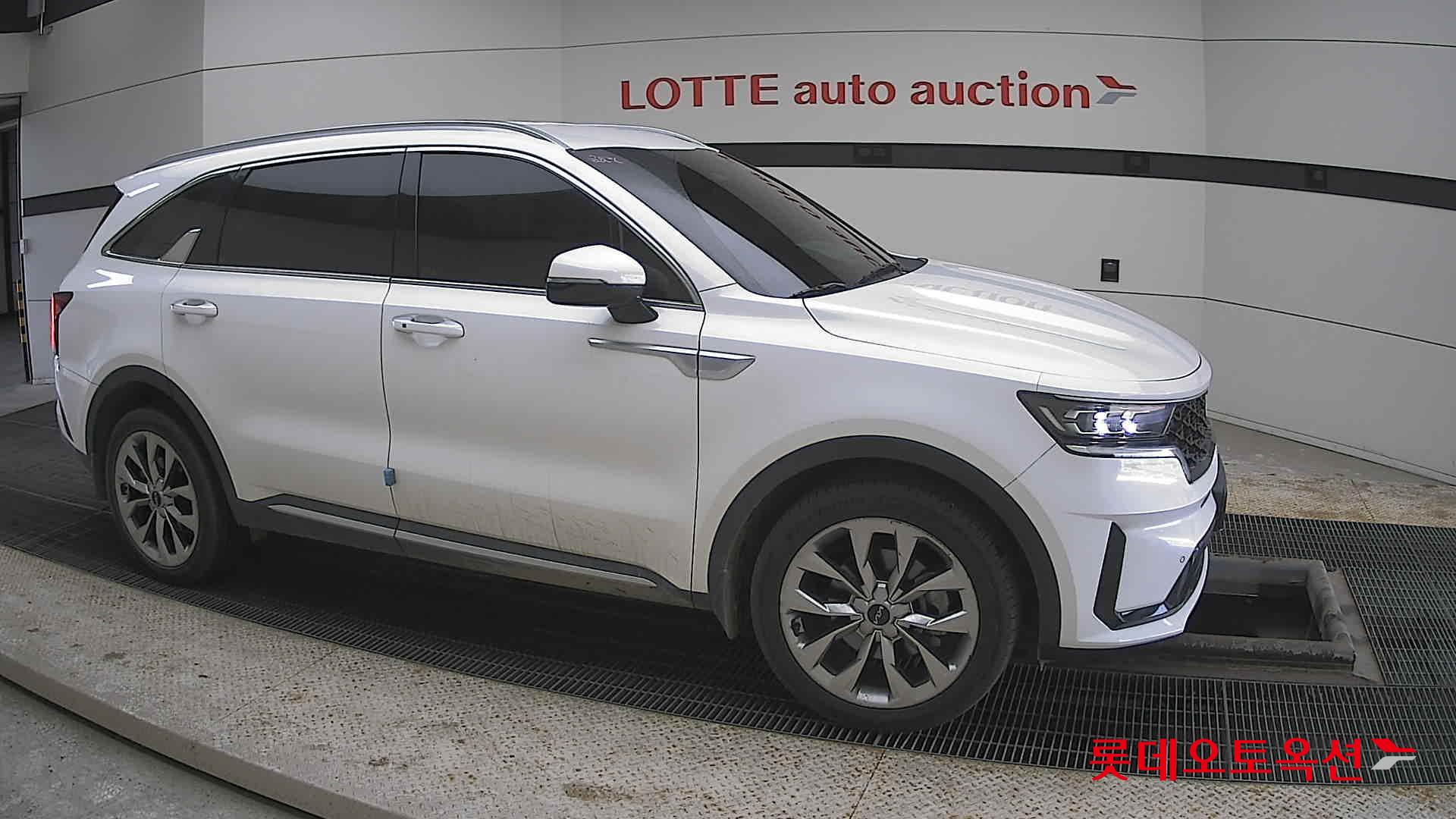 كيا سورينتو 2022 - صورة 22