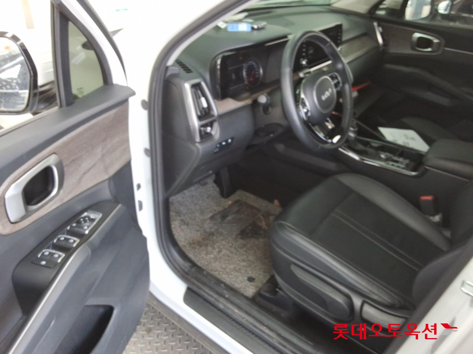 كيا سورينتو 2022 - صورة 36