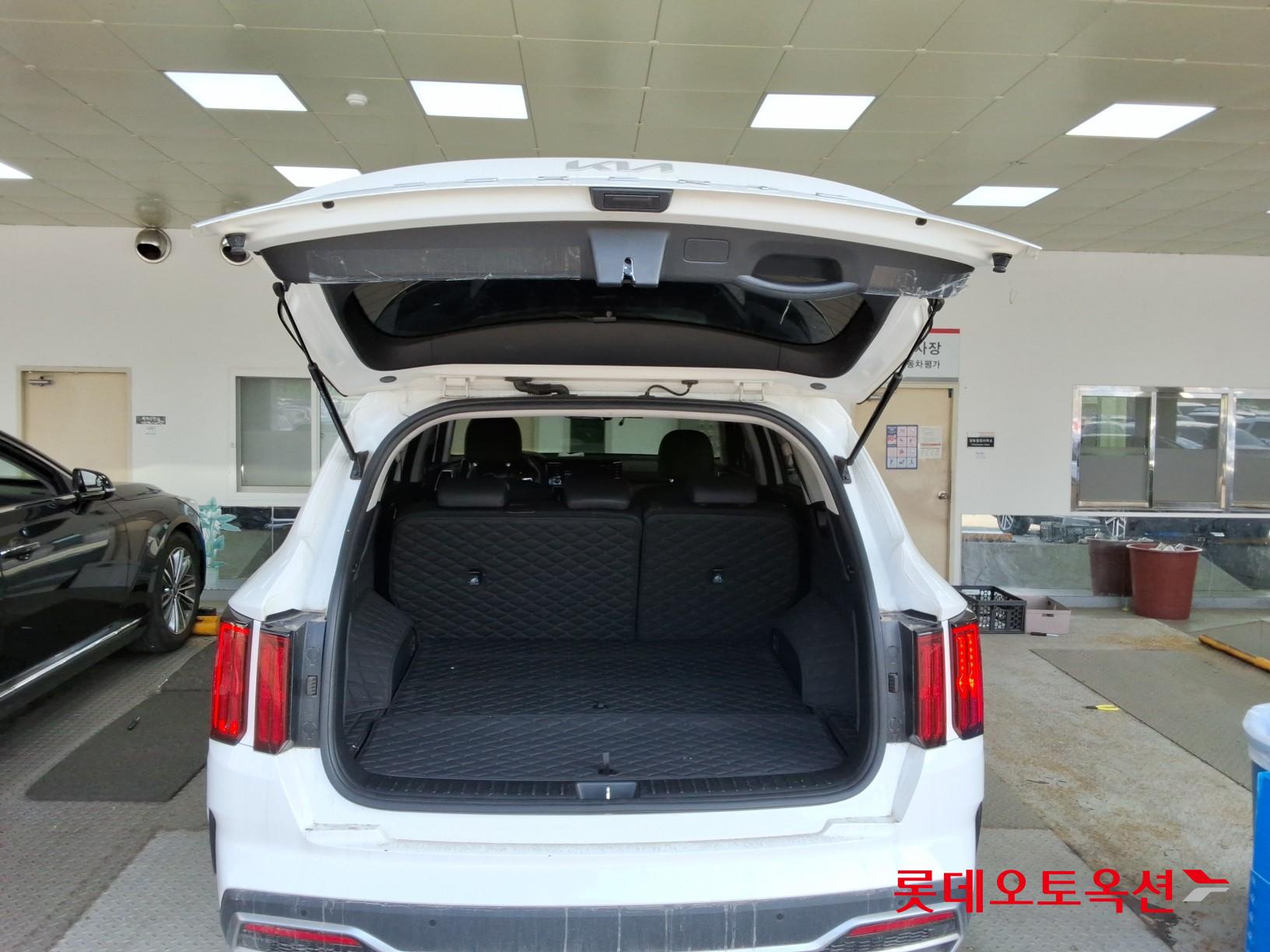 كيا سورينتو 2022 - صورة 9