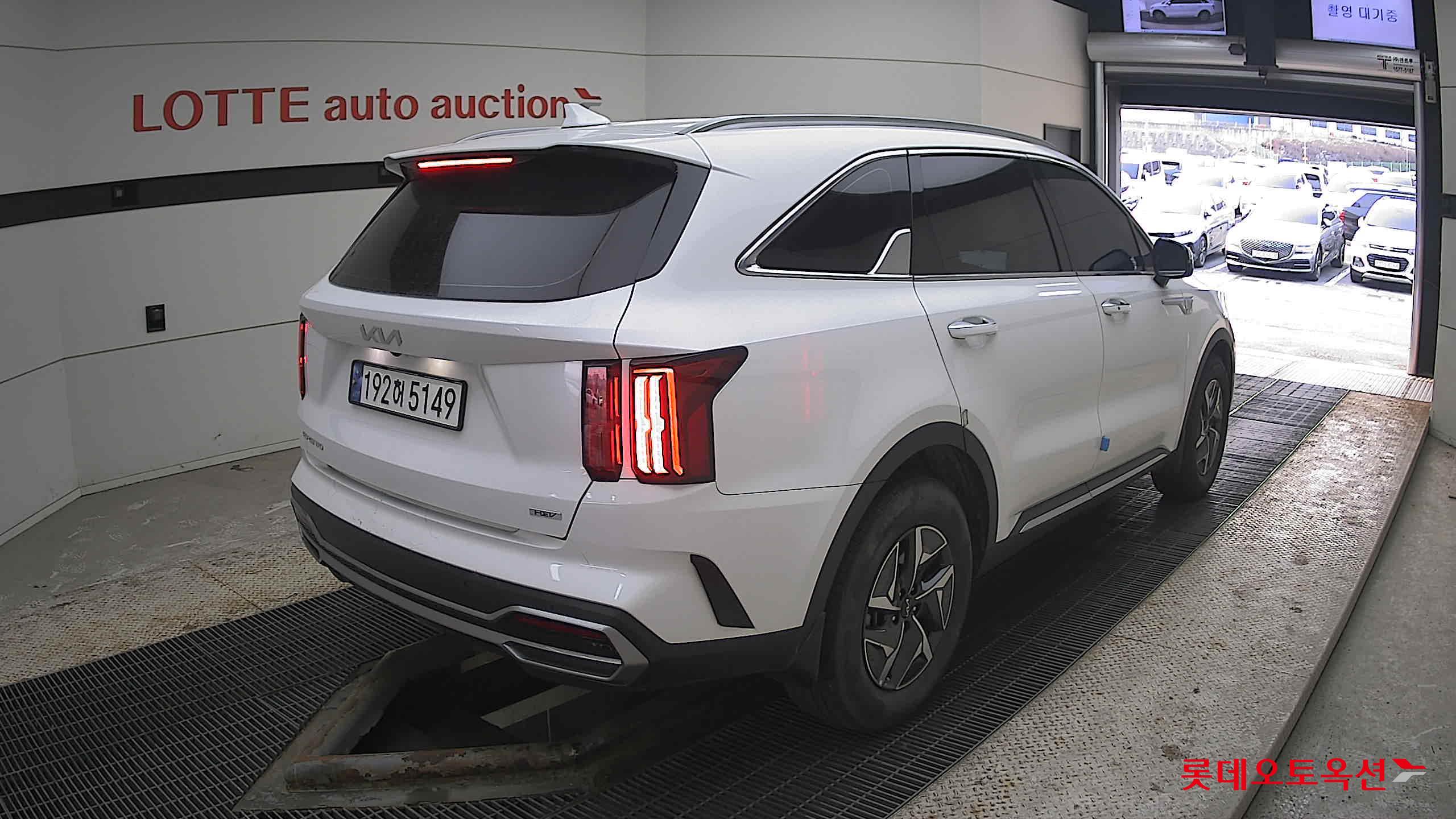 كيا سورينتو 2023 - صورة 5