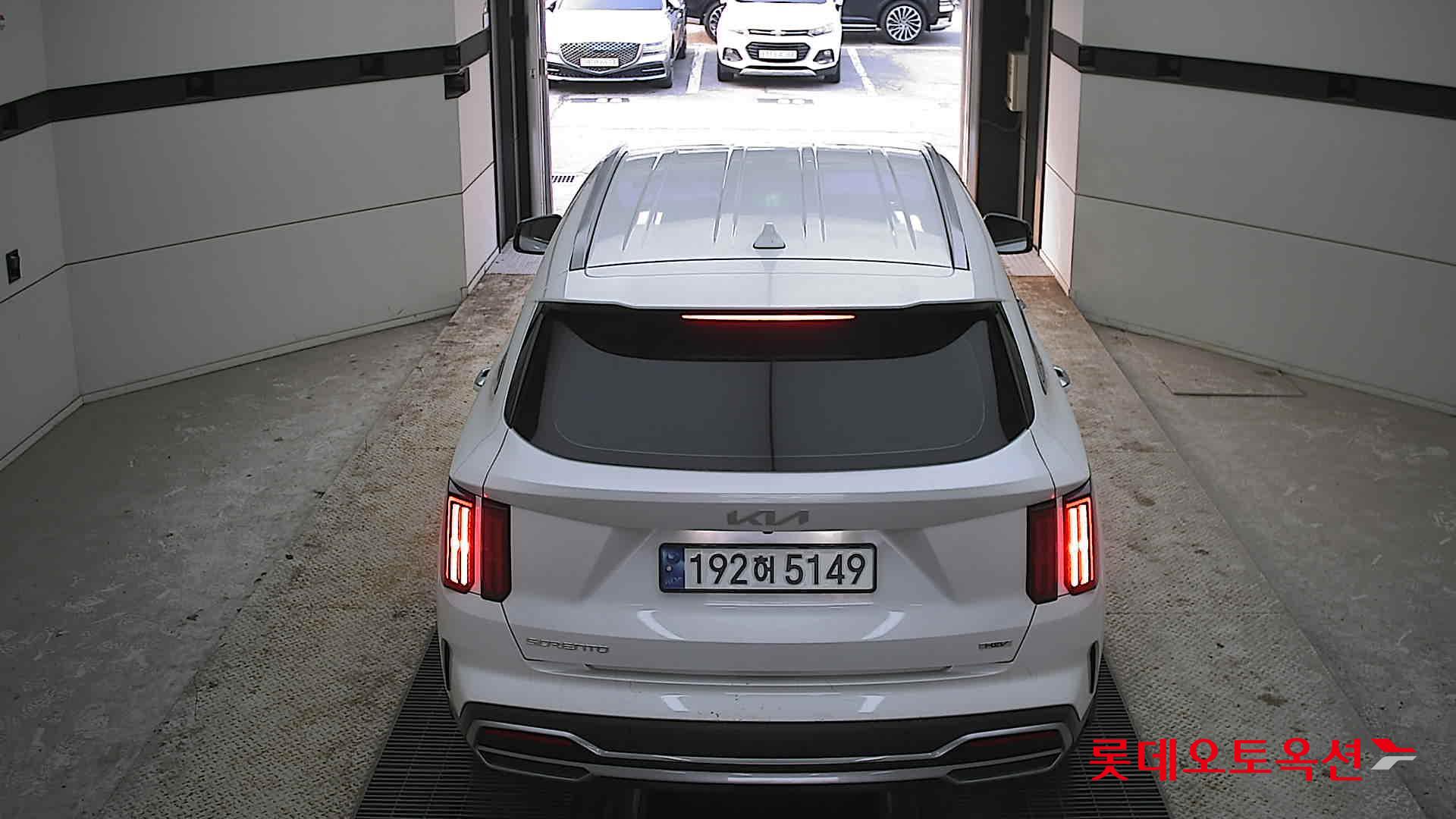 كيا سورينتو 2023 - صورة 17