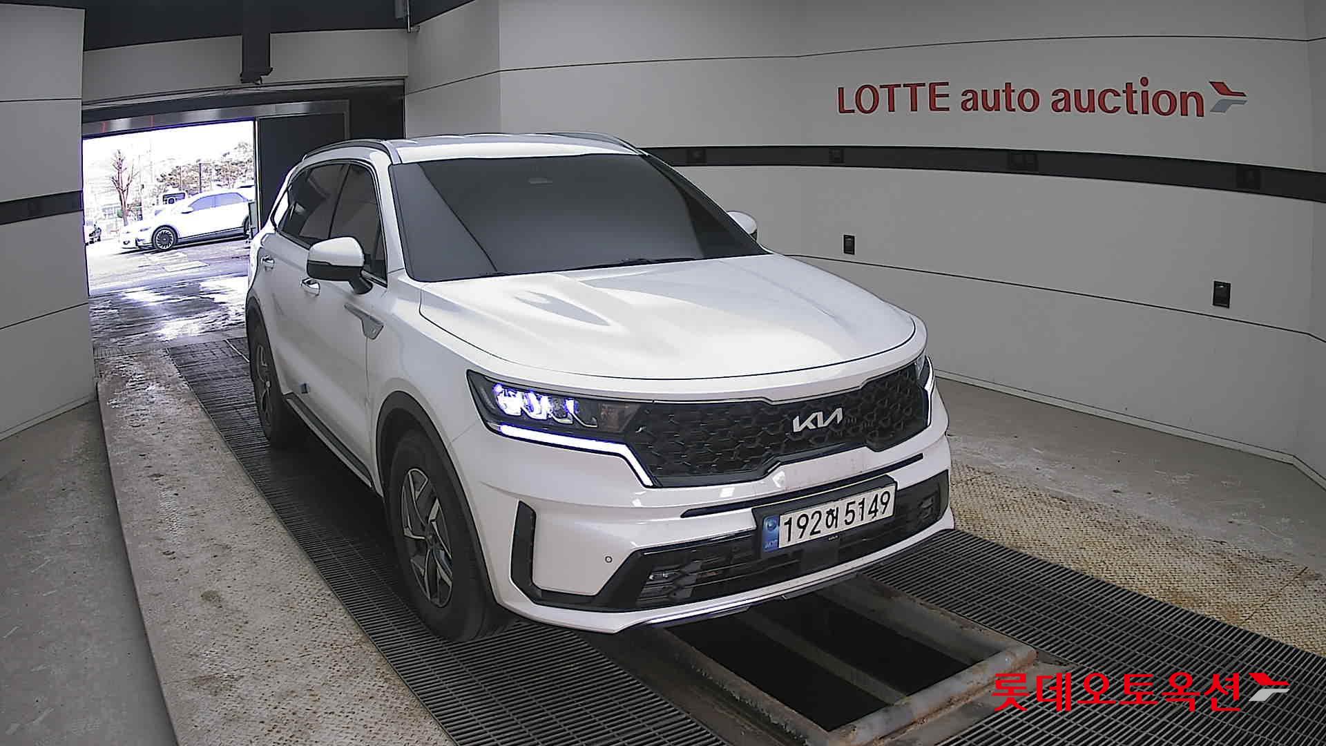 كيا سورينتو 2023 - صورة 24