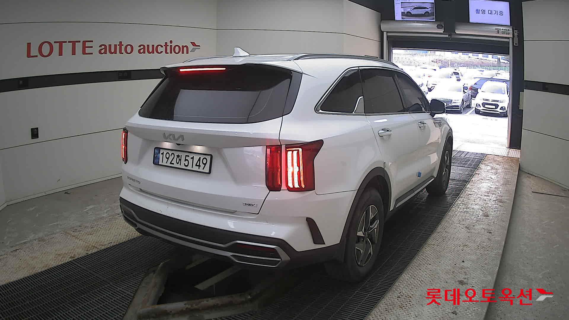 كيا سورينتو 2023 - صورة 18