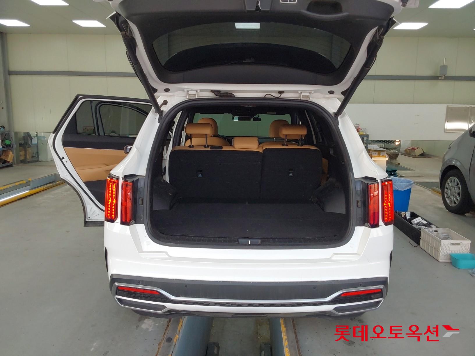 كيا سورينتو 2023 - صورة 39