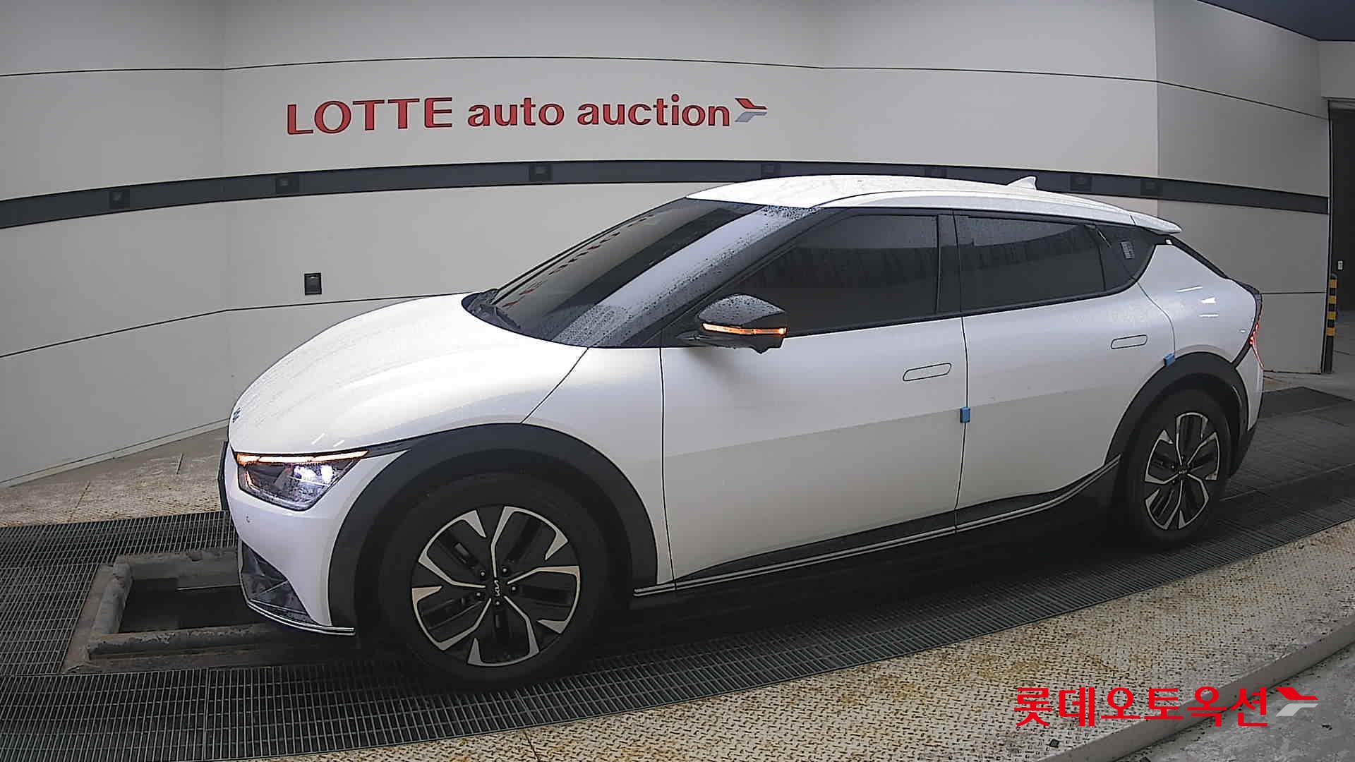 Kia EV6 id 3809993 из Кореи 12