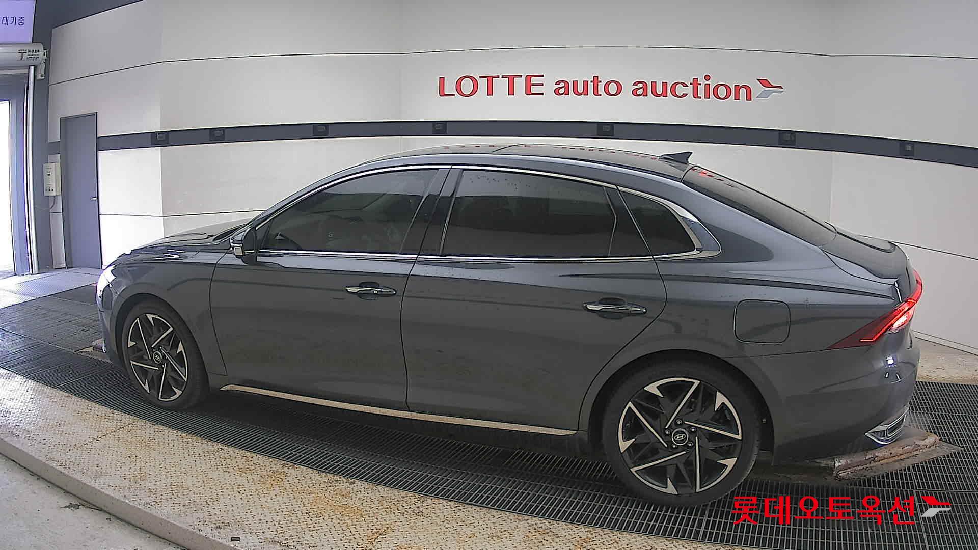 Hyundai Grandeur id 3803713 из Кореи 11