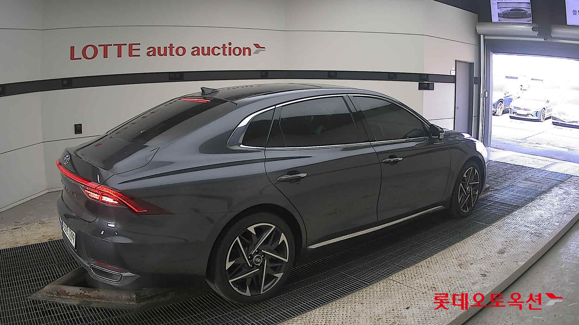 Hyundai Grandeur id 3803713 из Кореи 19