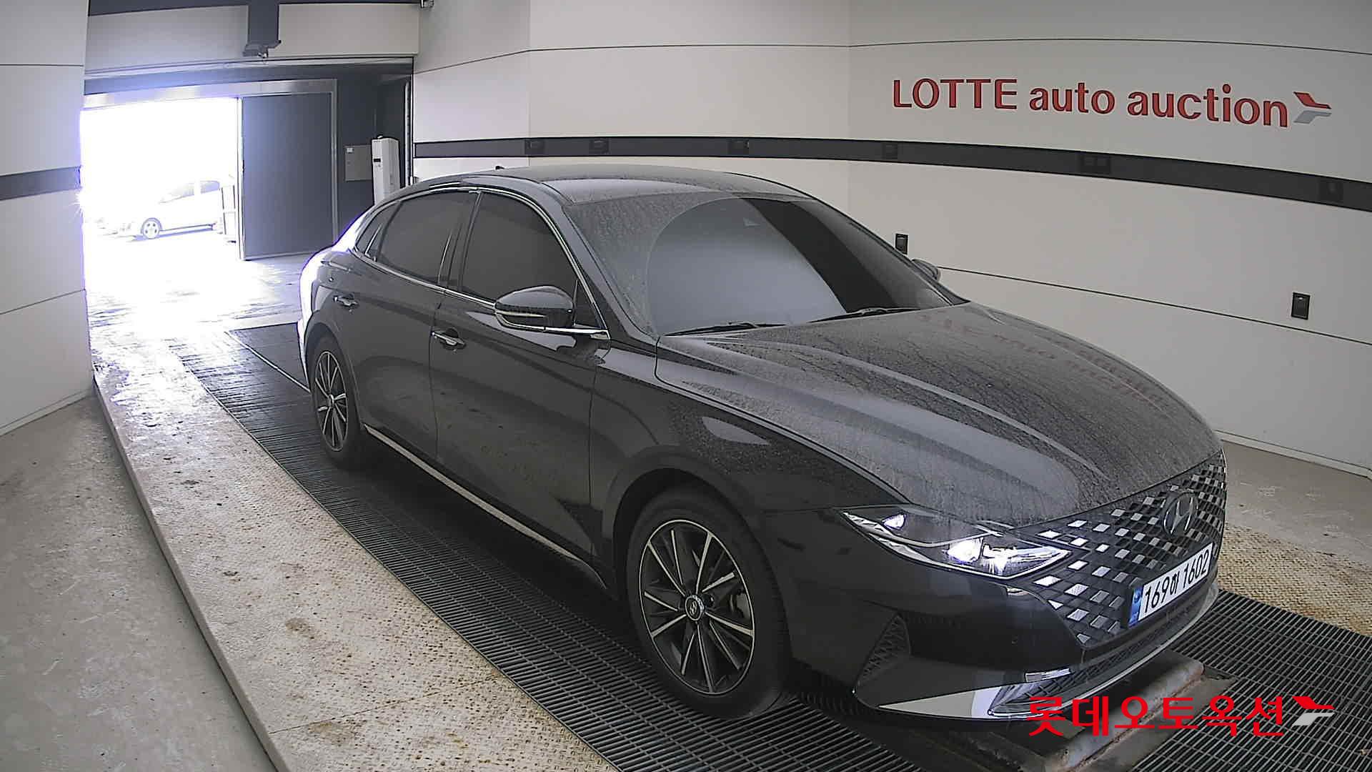 Hyundai Grandeur 2022 Midnight Black Pearl из Кореи, фото 2