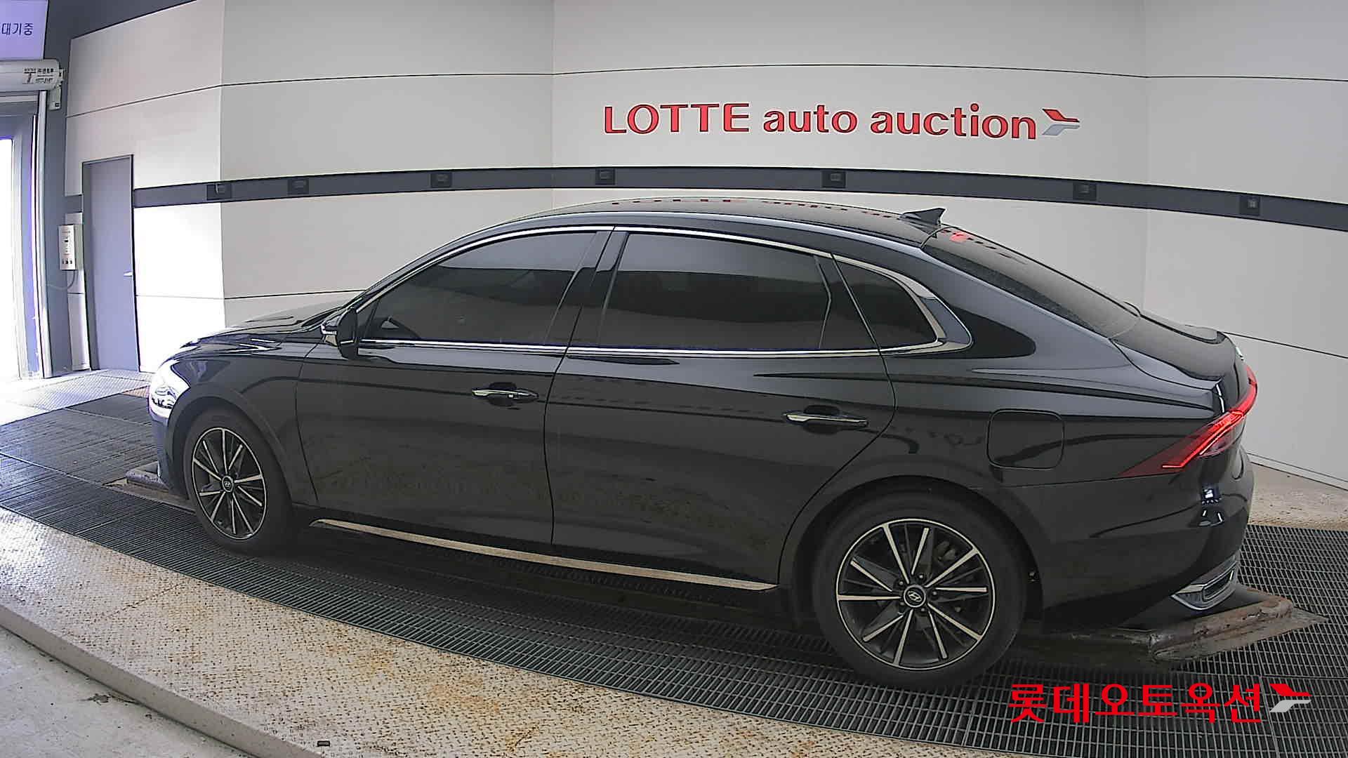 Hyundai Grandeur id 3803690 из Кореи 11