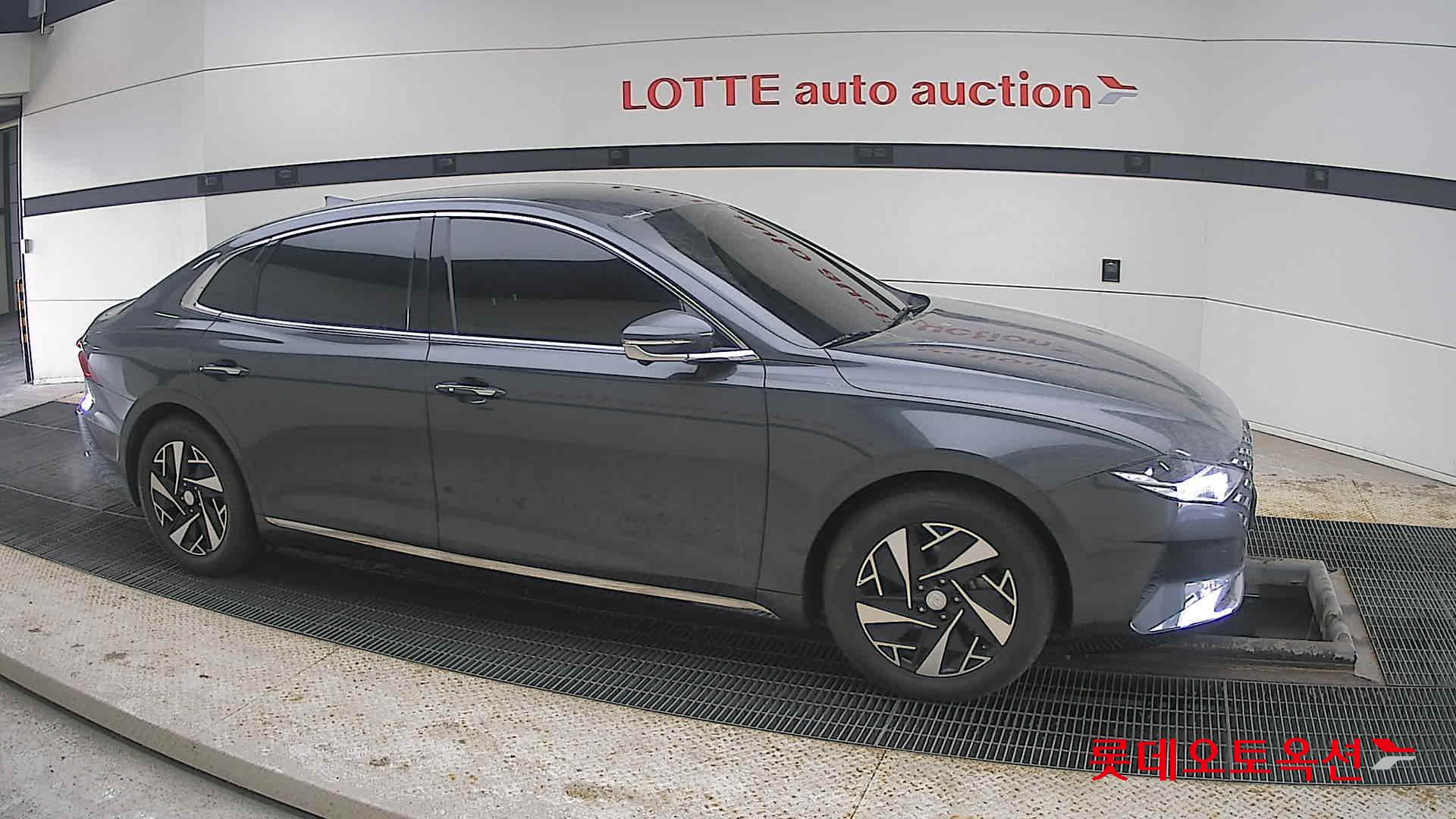 Hyundai Grandeur Hybrid id 3803644 из Кореи 17