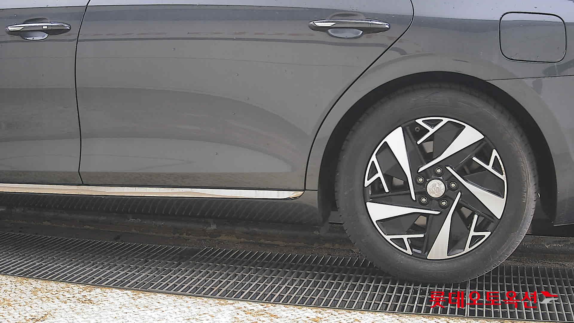 Hyundai Grandeur Hybrid id 3803644 из Кореи 22