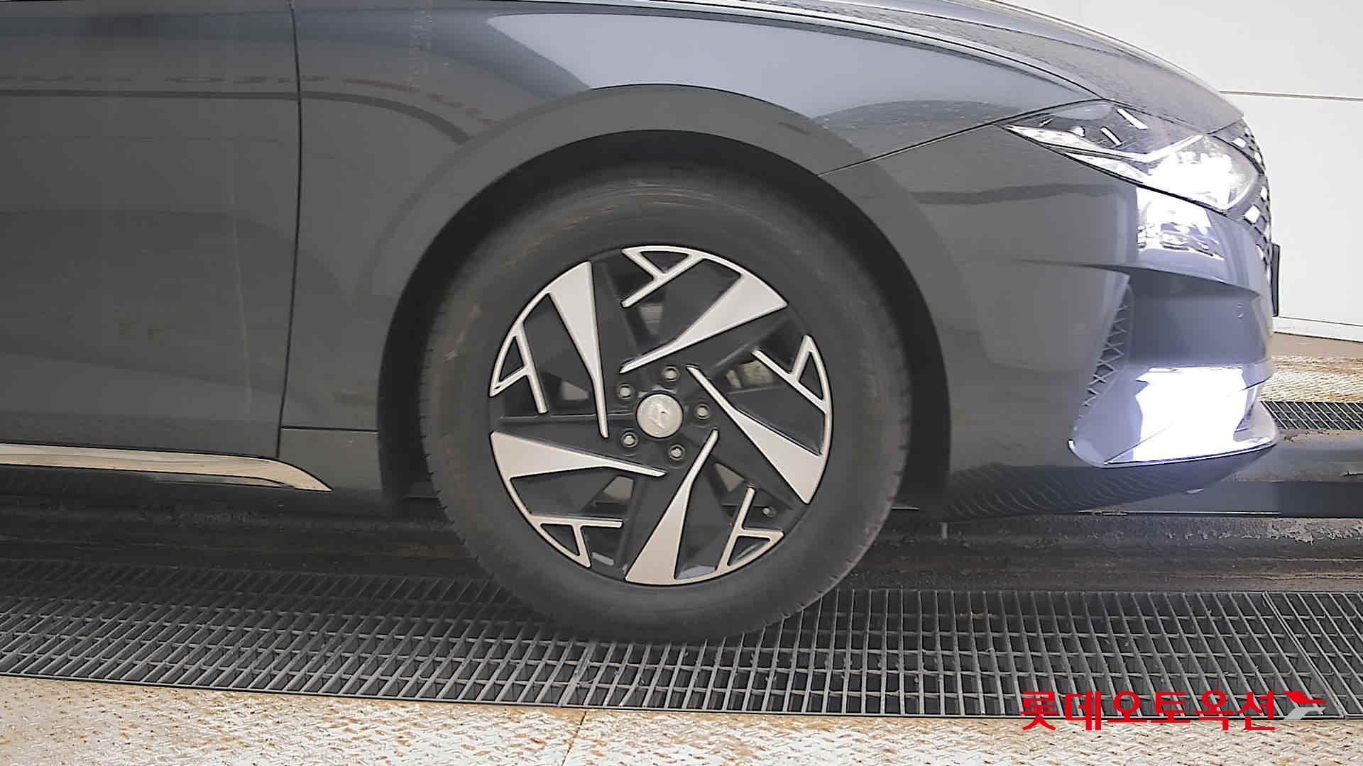 Hyundai Grandeur Hybrid id 3803644 из Кореи 23