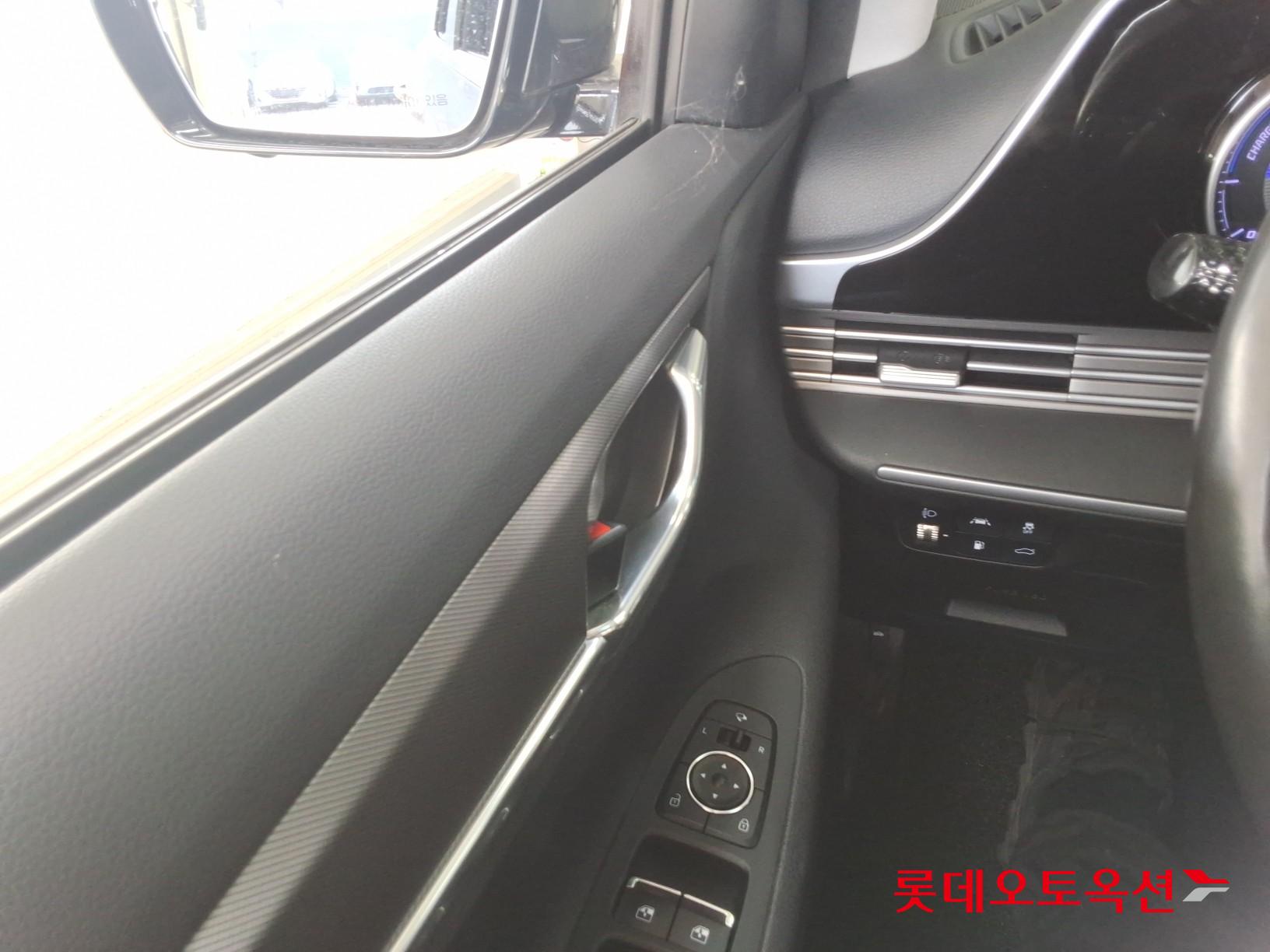 Hyundai Grandeur Hybrid id 3803644 из Кореи 28