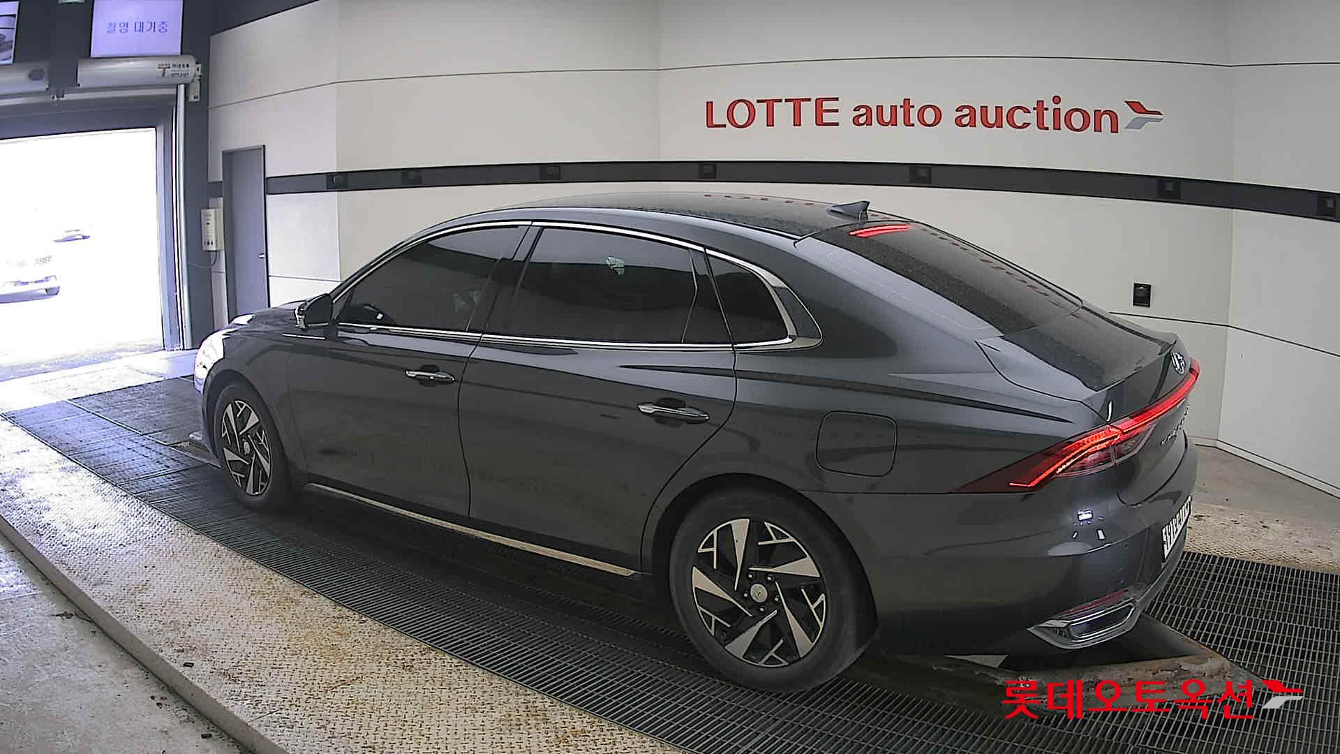 Hyundai Grandeur Hybrid id 3803705 из Кореи 10