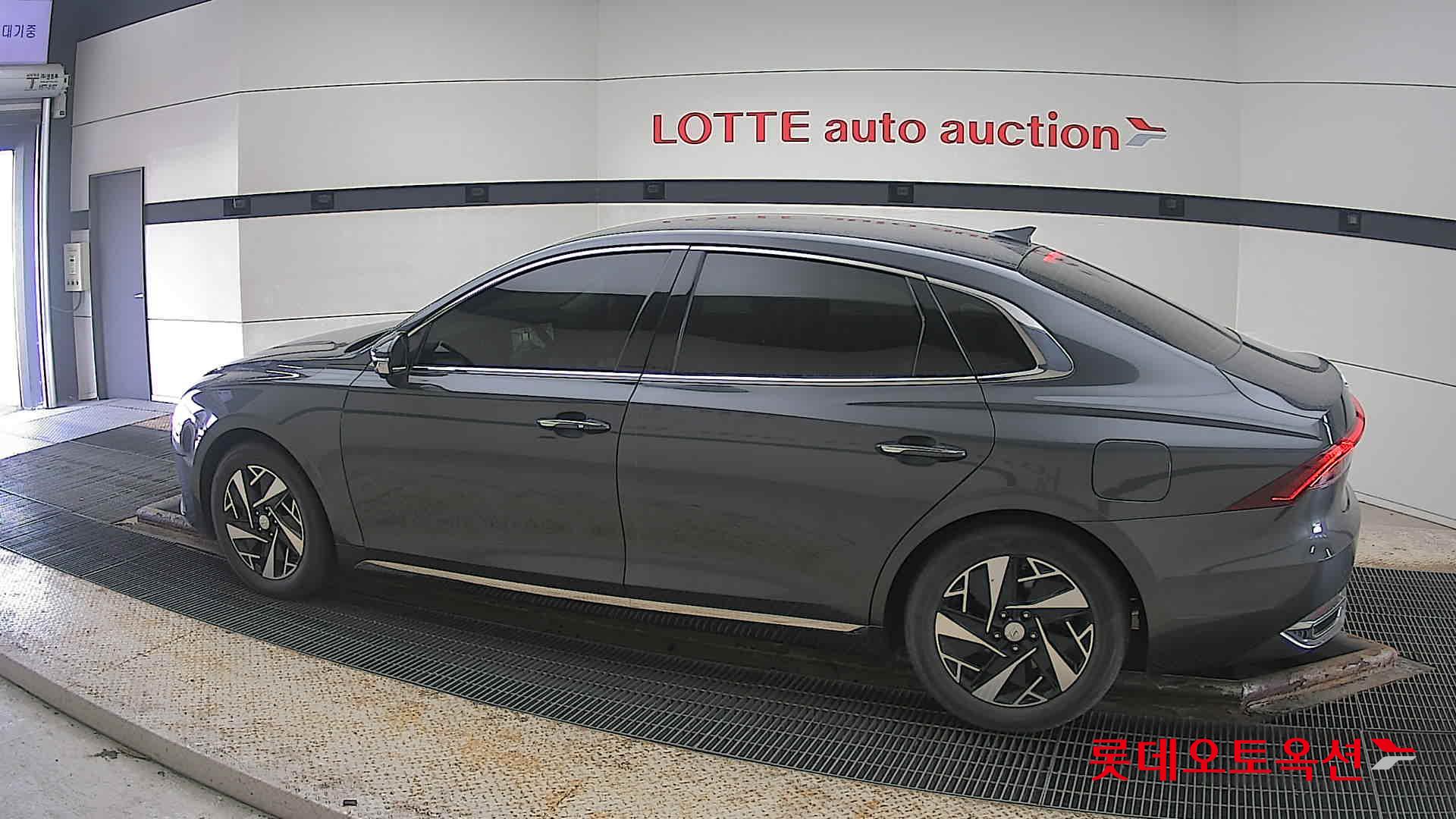 Hyundai Grandeur Hybrid id 3803705 из Кореи 11