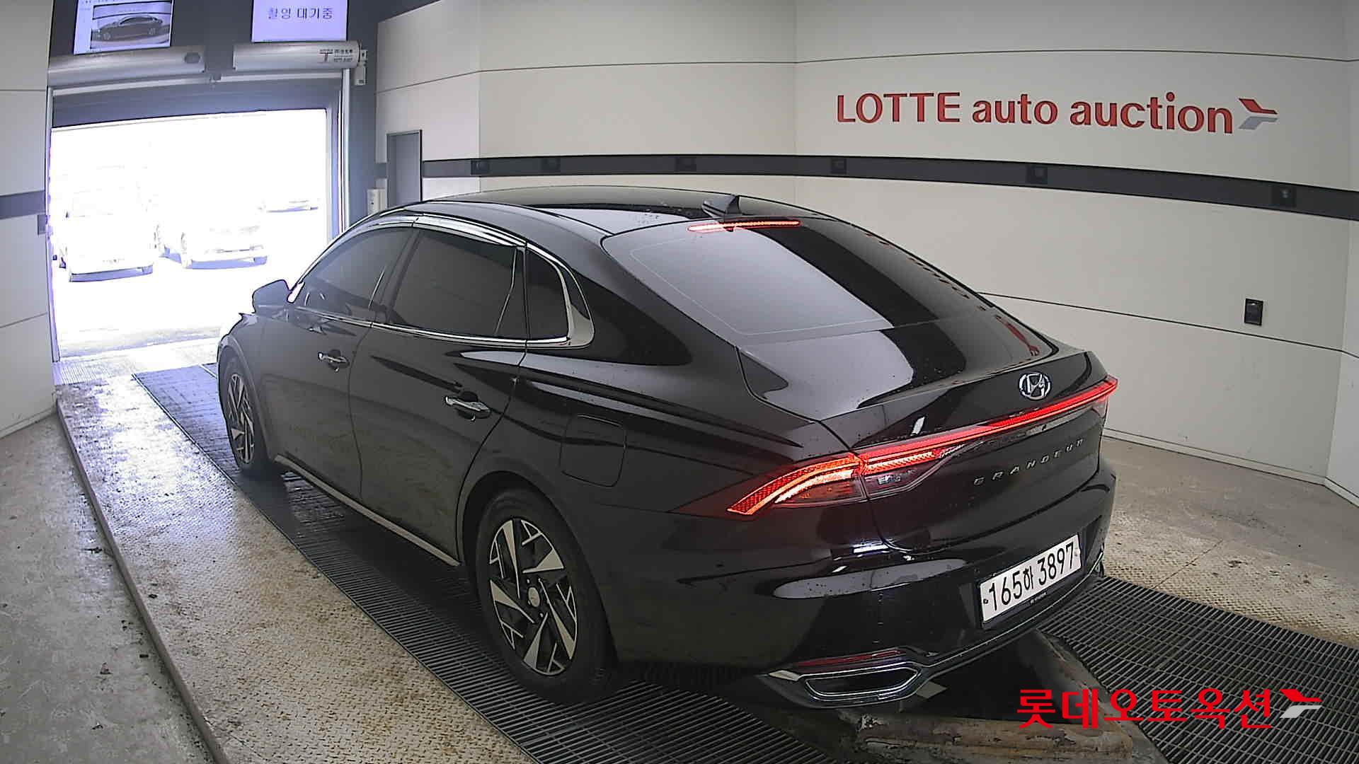 Hyundai Grandeur Hybrid 2022 Midnight Black Pearl из Кореи, фото 6
