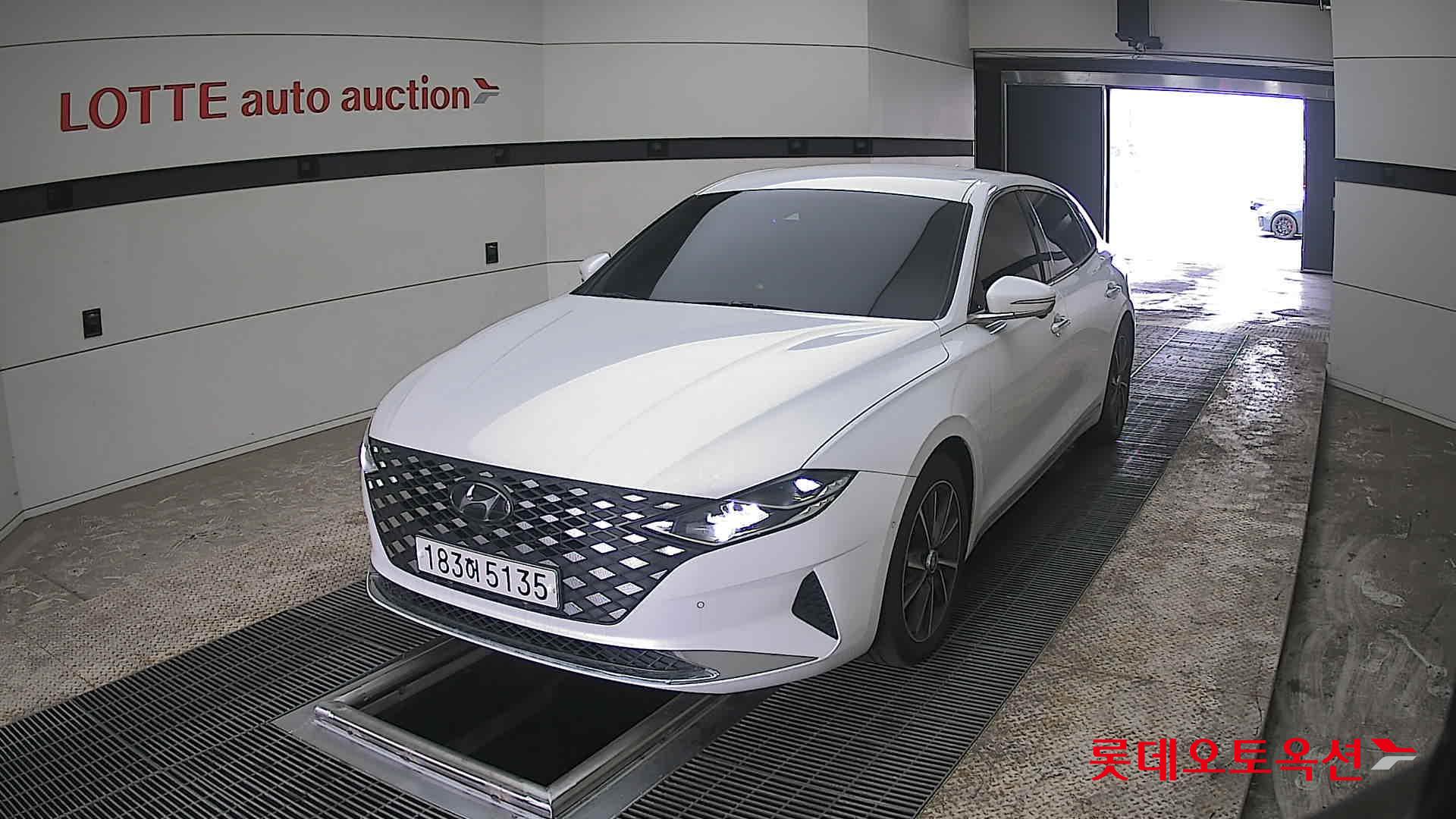 هيونداي أزيرا