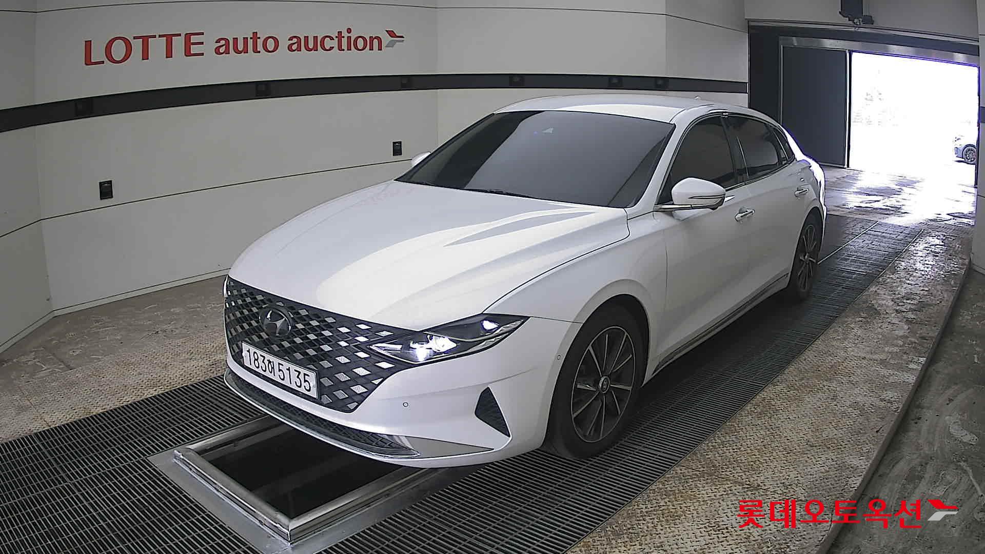 هيونداي أزيرا