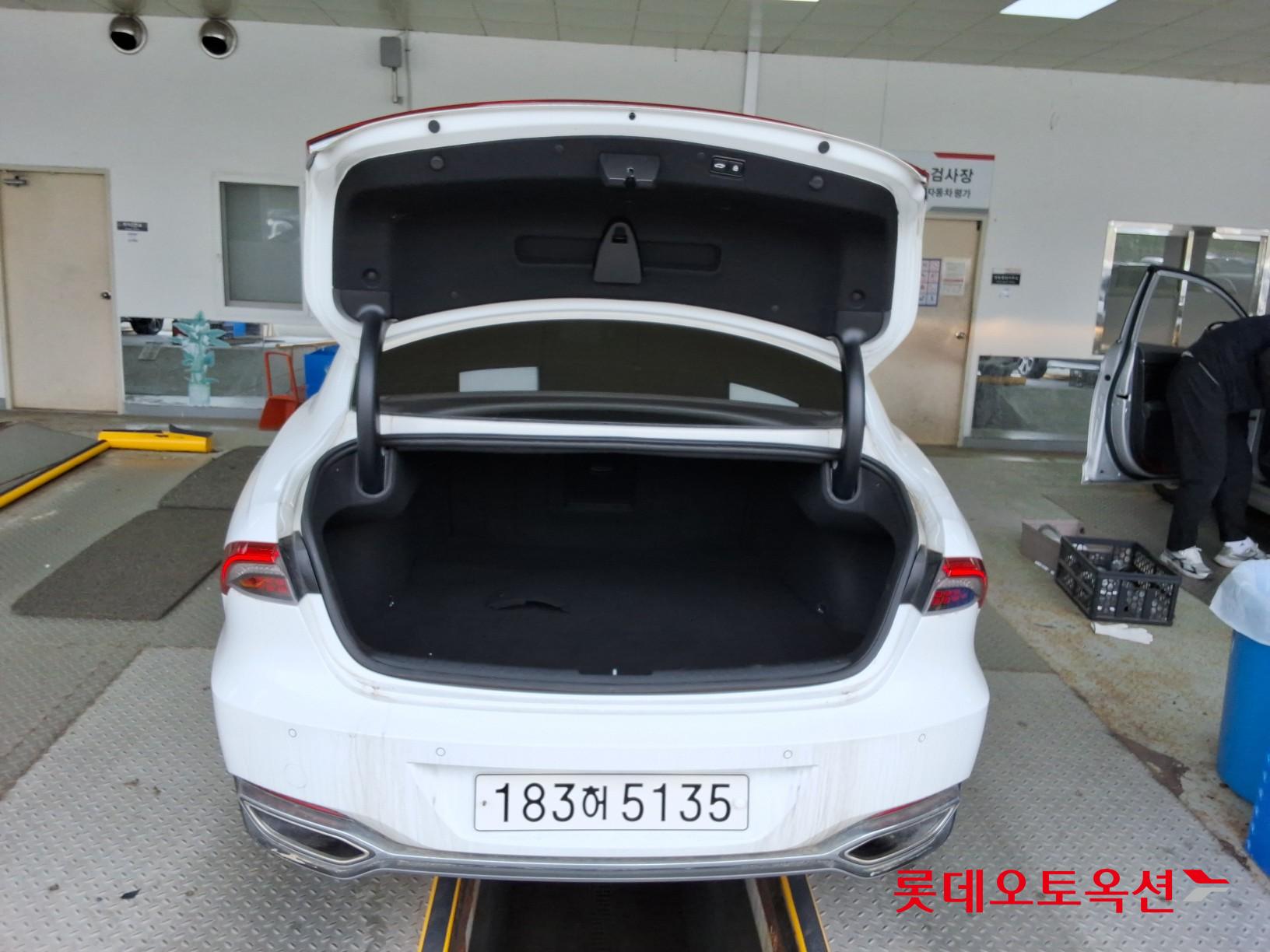 هيونداي أزيرا