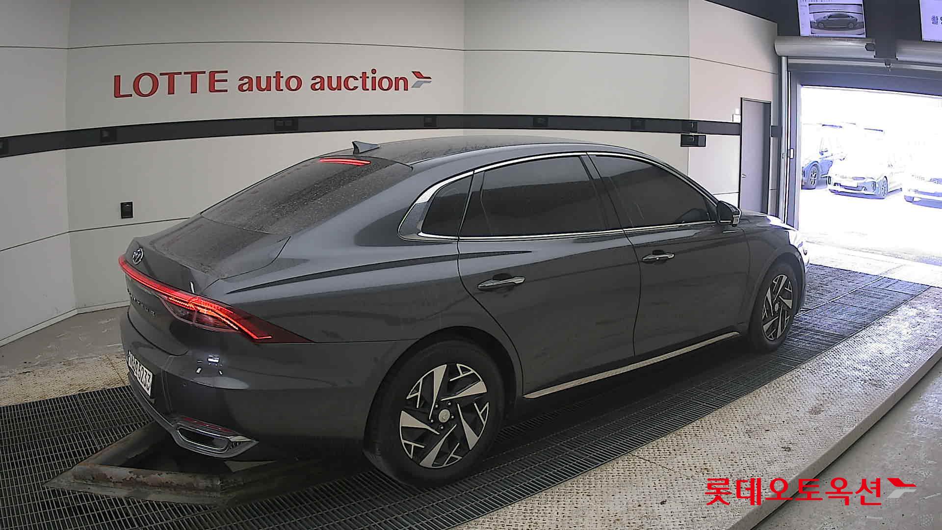 Hyundai Grandeur Hybrid id 3803648 из Кореи 19