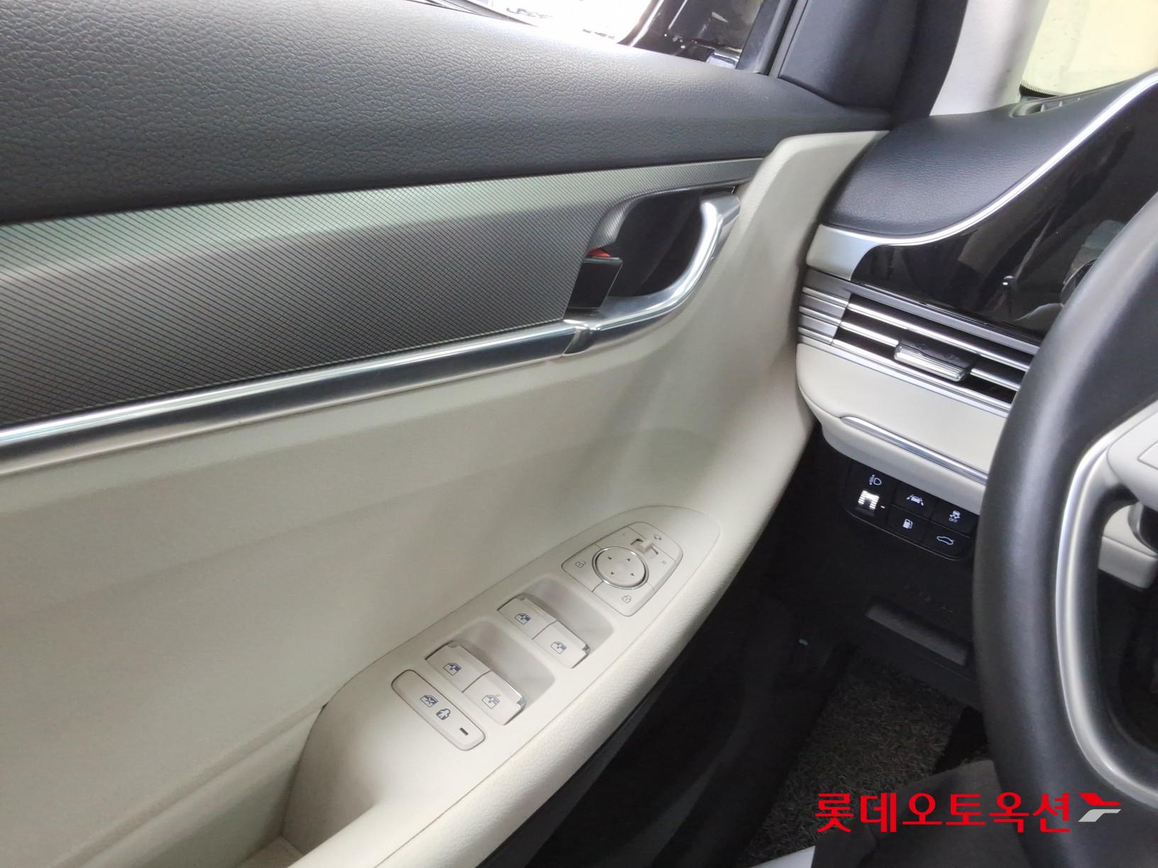 Hyundai Grandeur Hybrid id 3803648 из Кореи 28