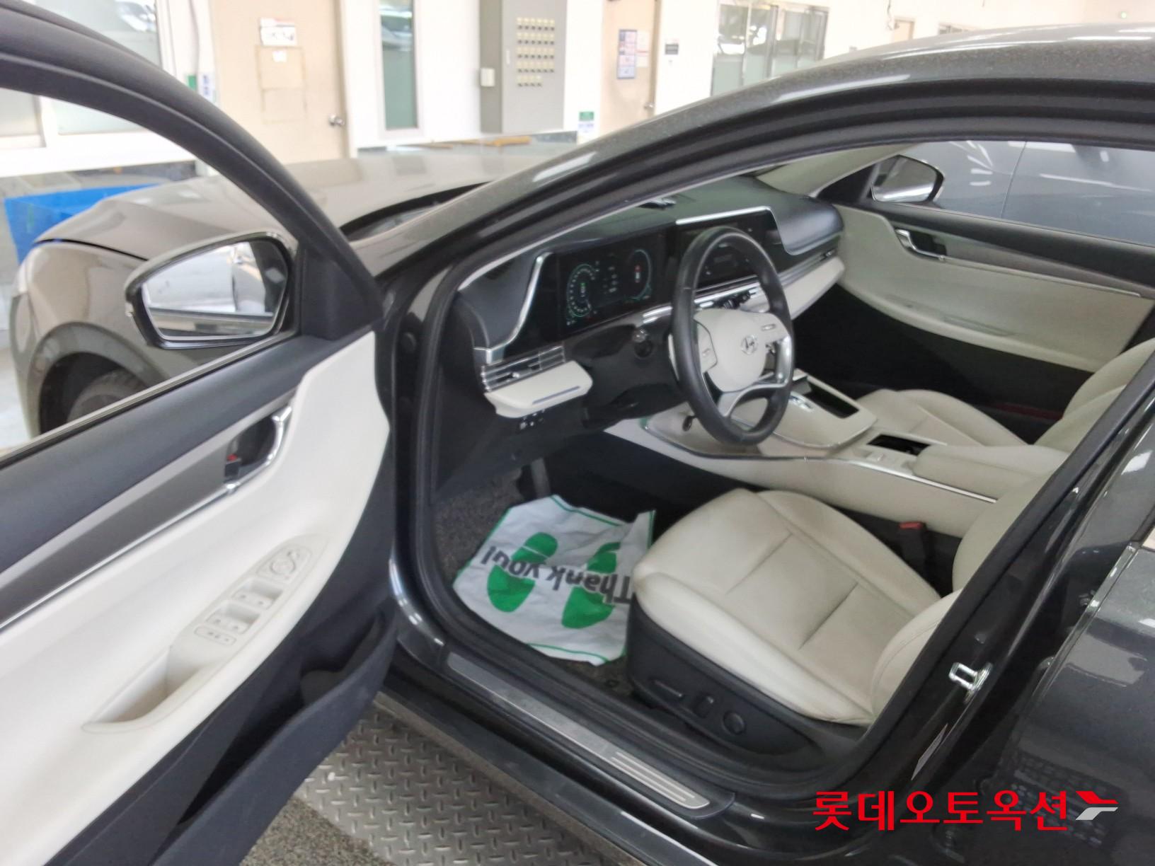 Hyundai Grandeur Hybrid id 3803648 из Кореи 34