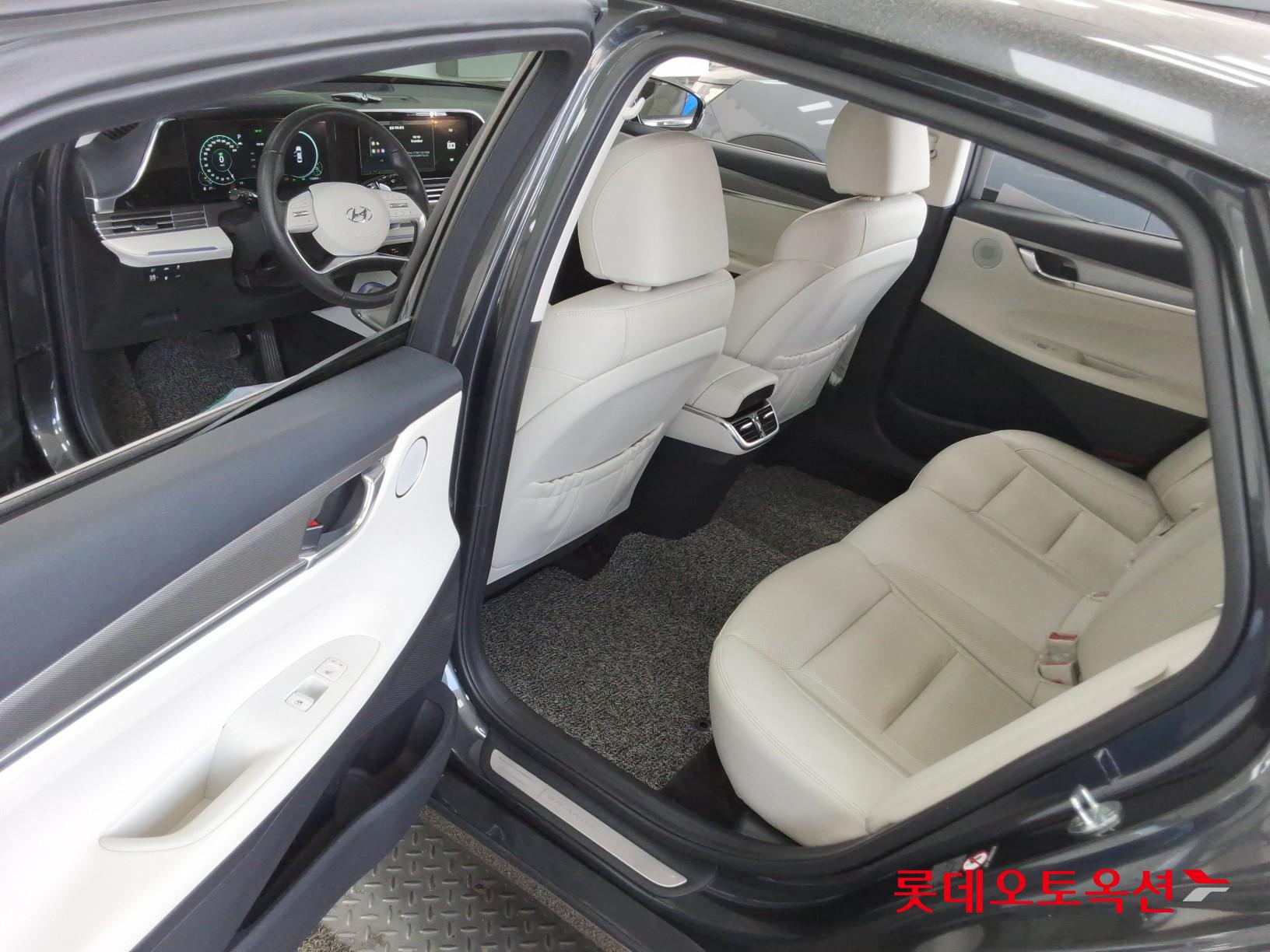 Hyundai Grandeur Hybrid id 3803648 из Кореи 36