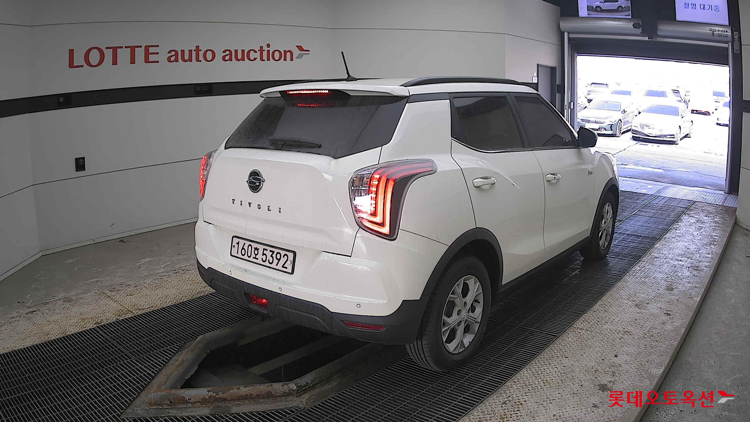 SsangYong Tivoli 2022 Grand White из Кореи, фото 4