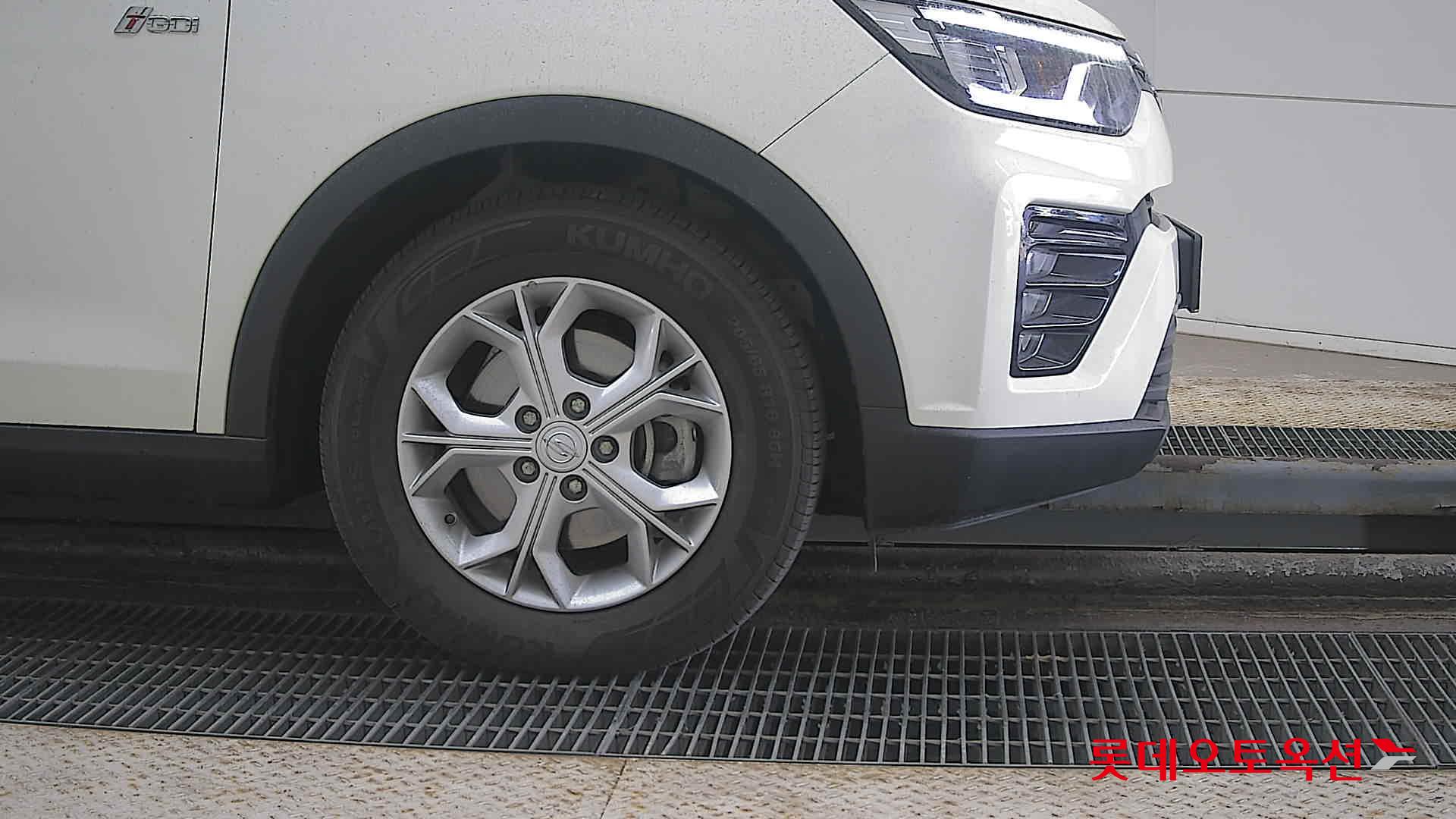 SsangYong Tivoli id 3803845 из Кореи 23