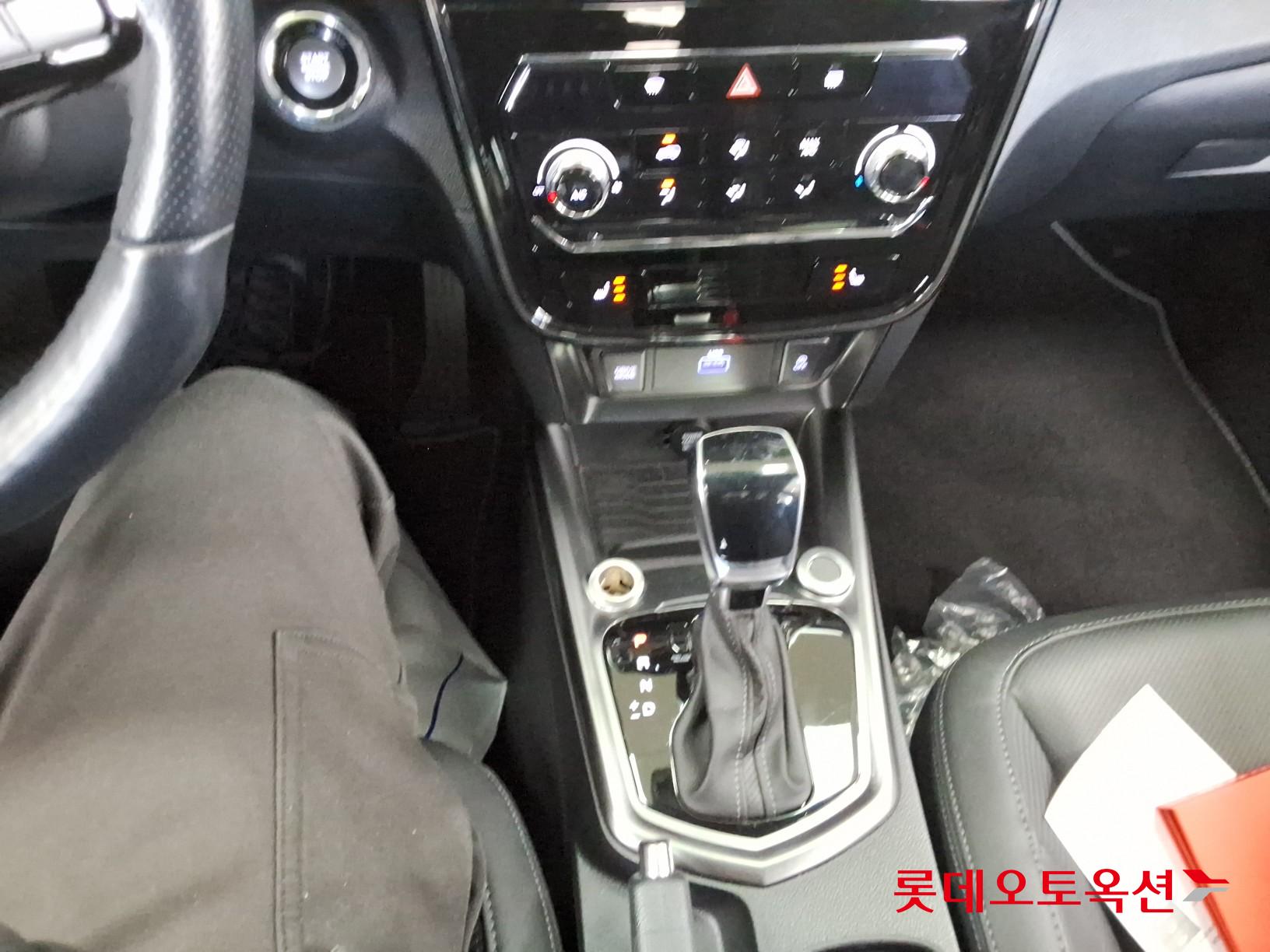 SsangYong Tivoli id 3803845 из Кореи 32