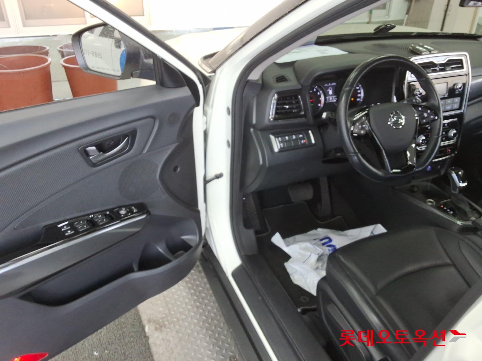 SsangYong Tivoli id 3803845 из Кореи 35