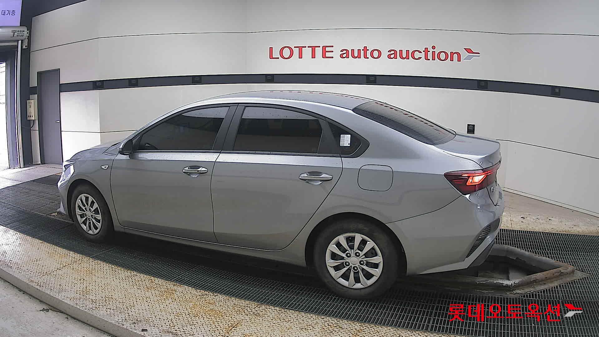 Kia K3 id 3809920 из Кореи 11