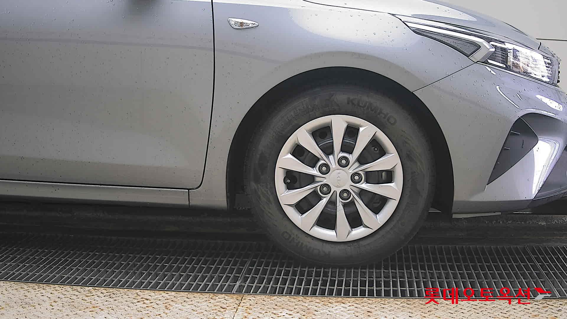 Kia K3 id 3809920 из Кореи 23