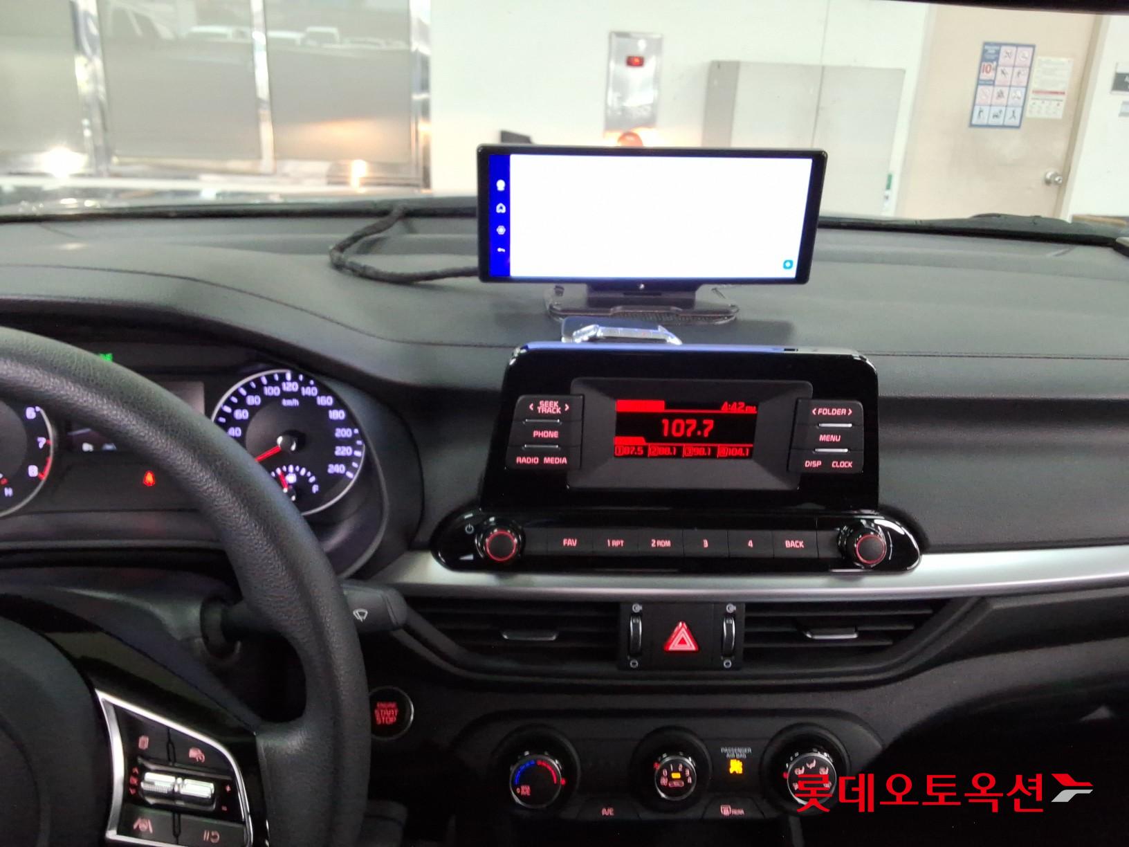 Kia K3 id 3809920 из Кореи 31