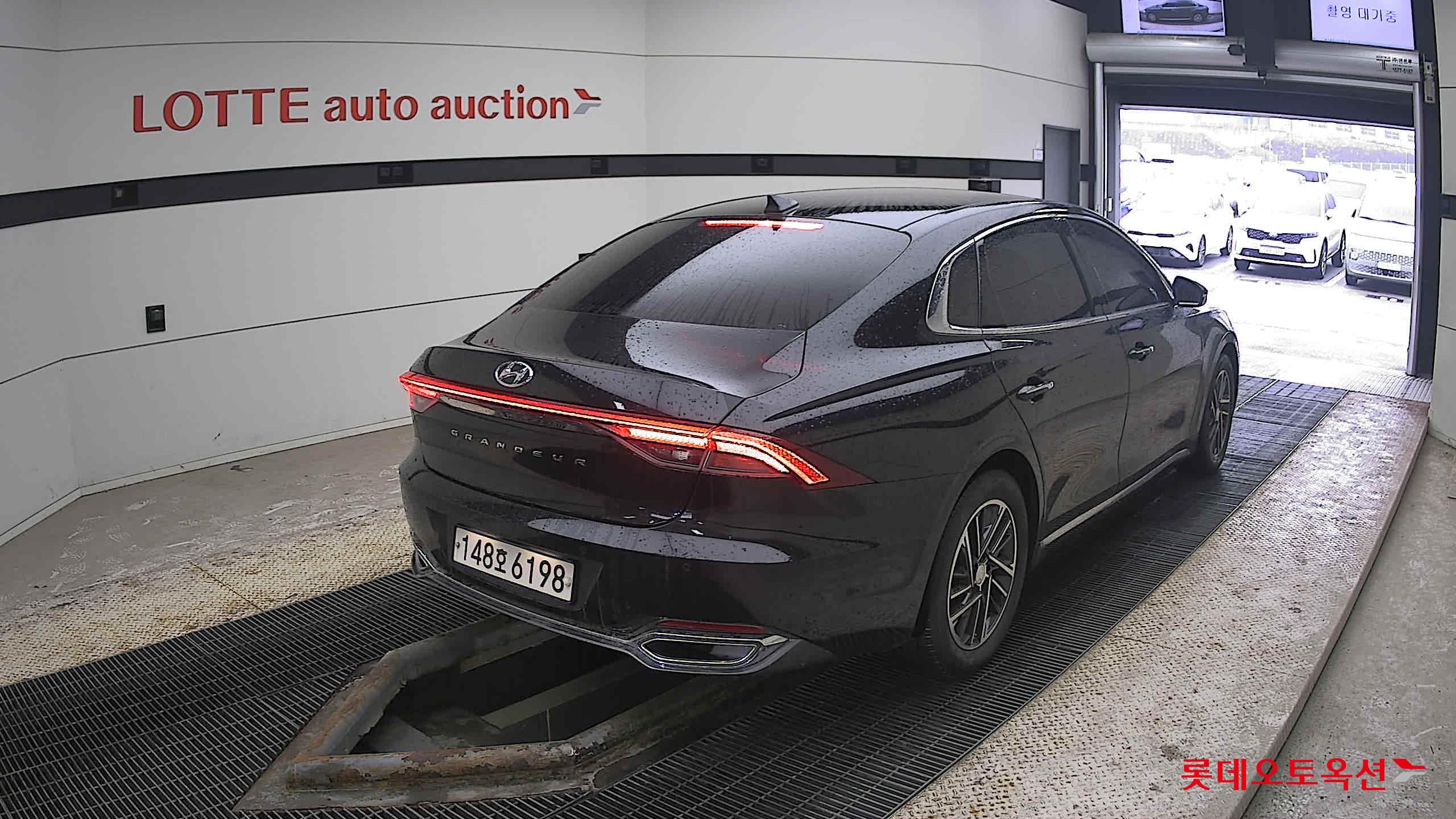 Hyundai Grandeur 2022 Midnight Black Pearl из Кореи, фото 4