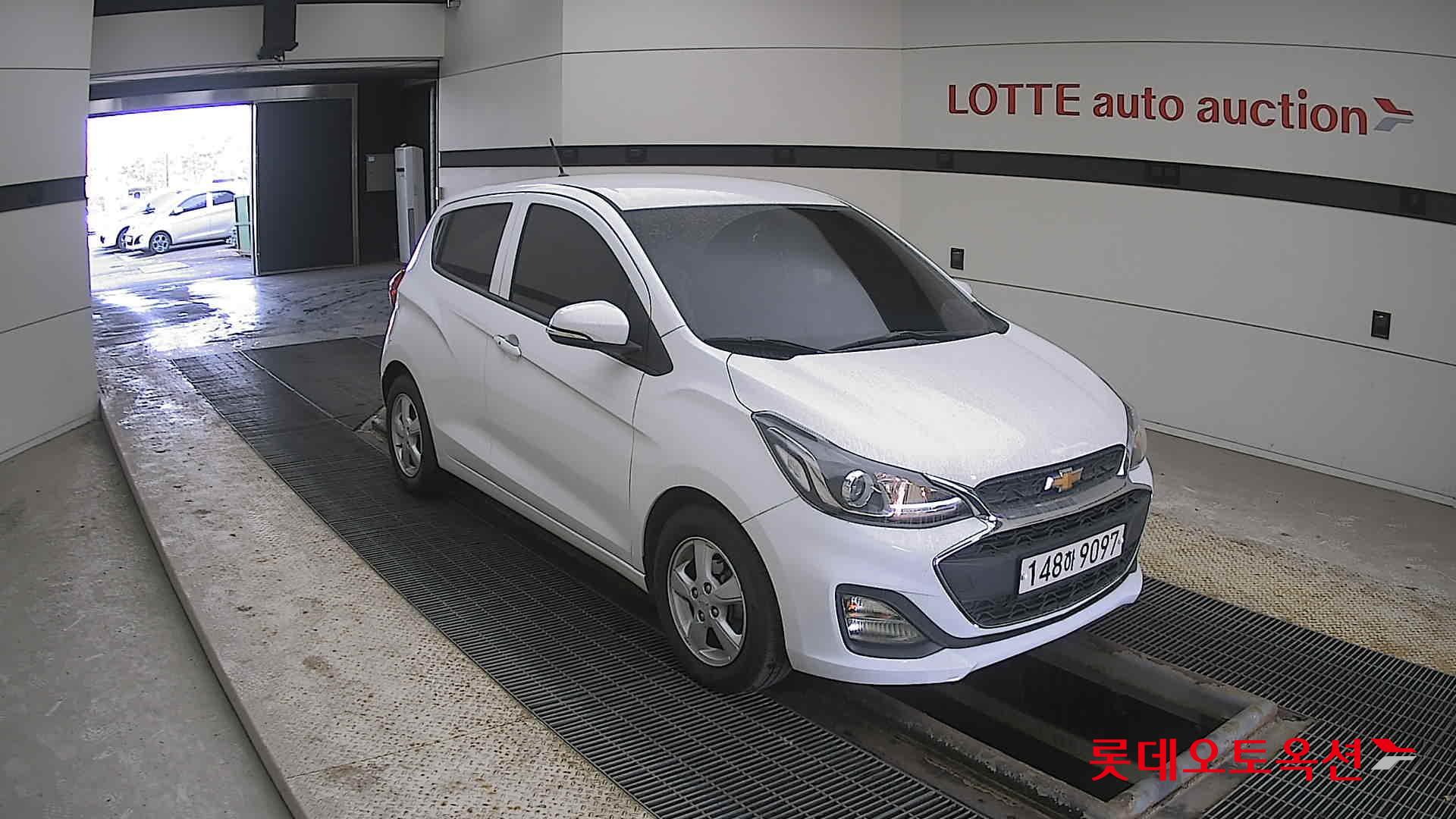 Korea G M Spark 1.0 2021 Pure White из Кореи, фото 2