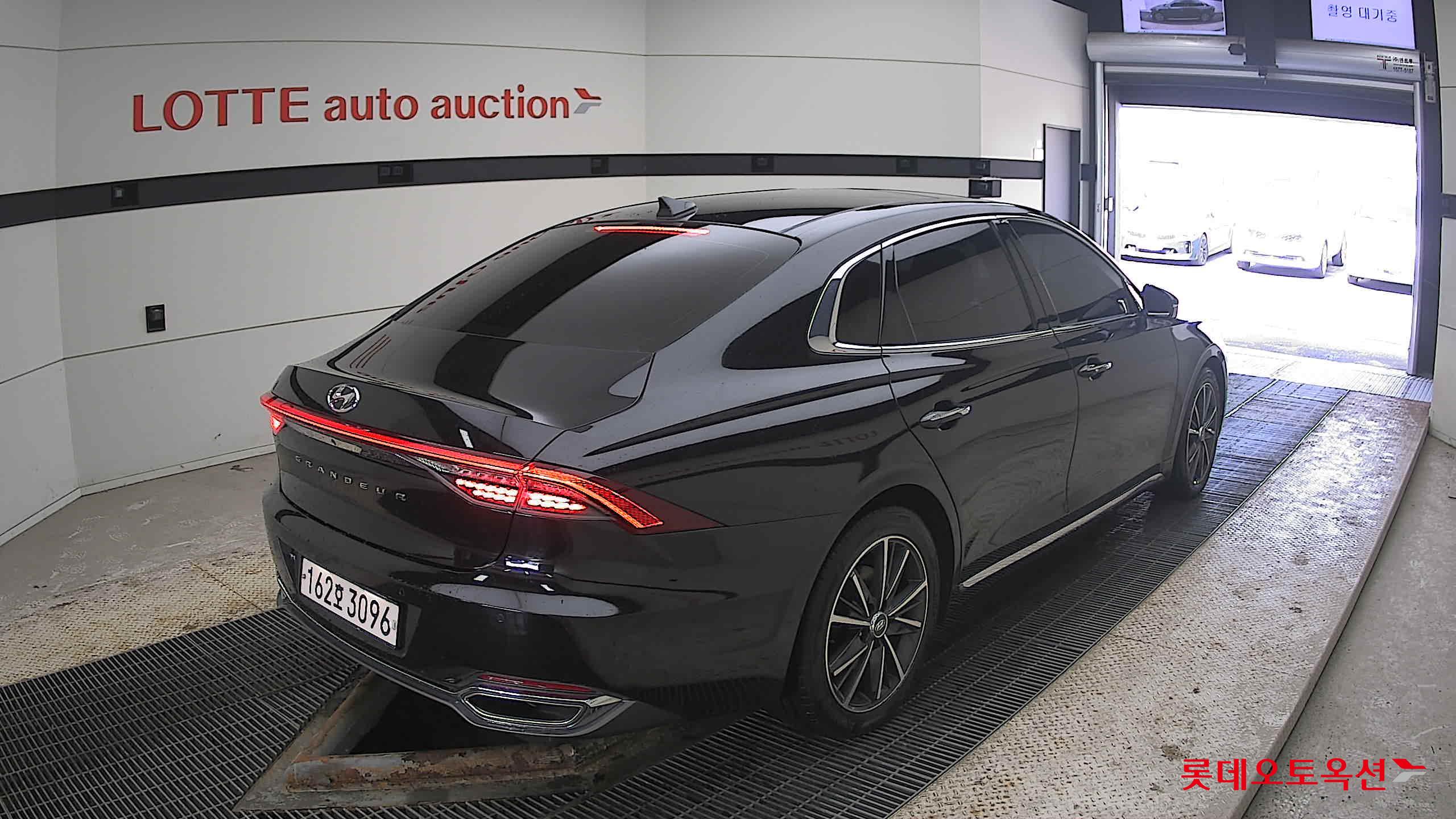 Hyundai Grandeur 2021 Midnight Black из Кореи, фото 4