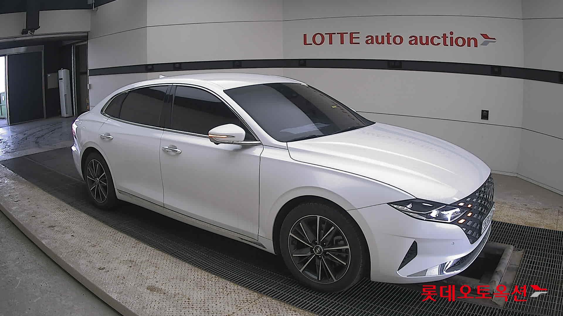 Hyundai Grandeur id 3803656 из Кореи 16