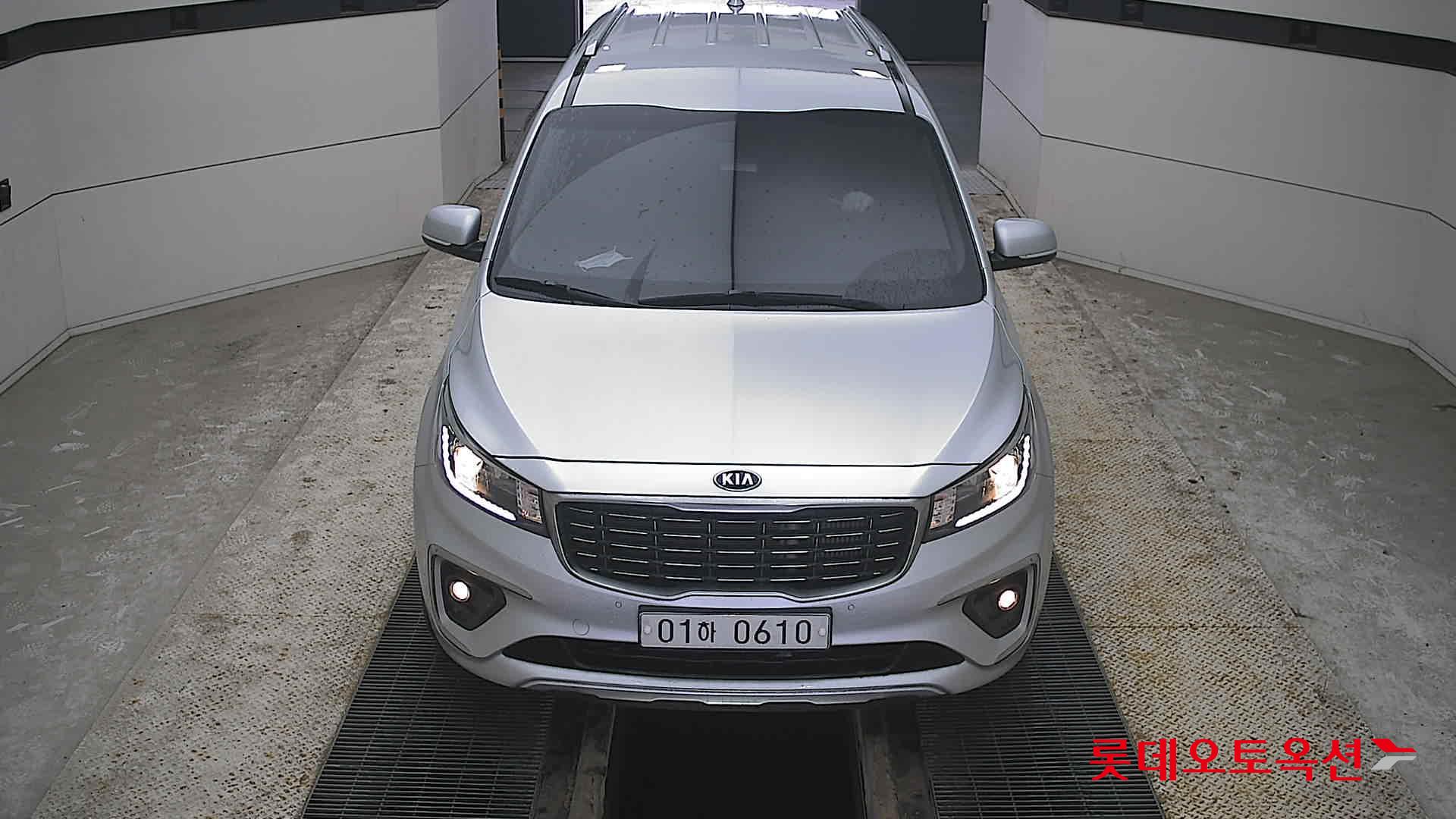 Kia Carnival id 3809969 из Кореи 8