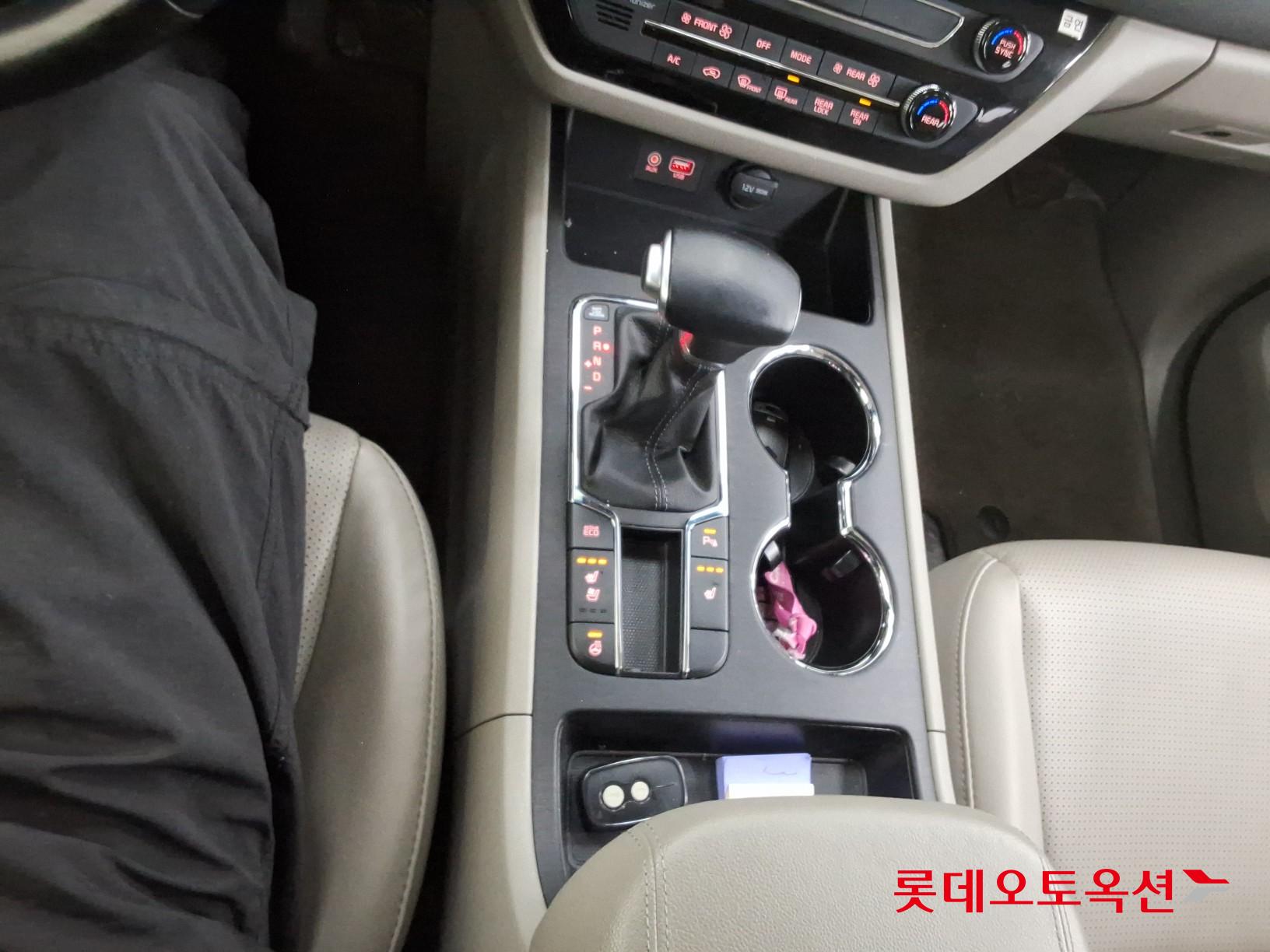 Kia Carnival id 3809969 из Кореи 31