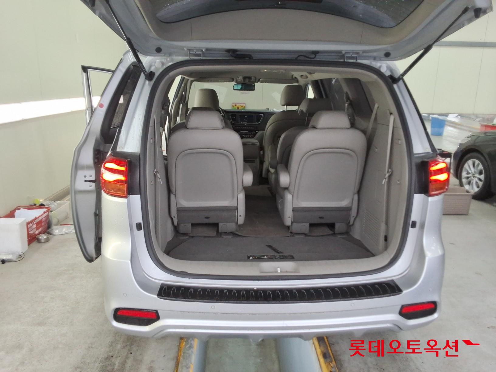 Kia Carnival id 3809969 из Кореи 36