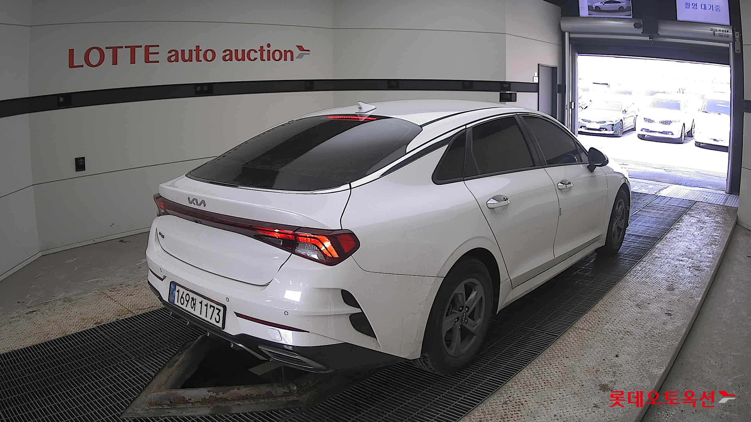 Kia K5 2022 Snow White Pearl (optional) из Кореи, фото 4