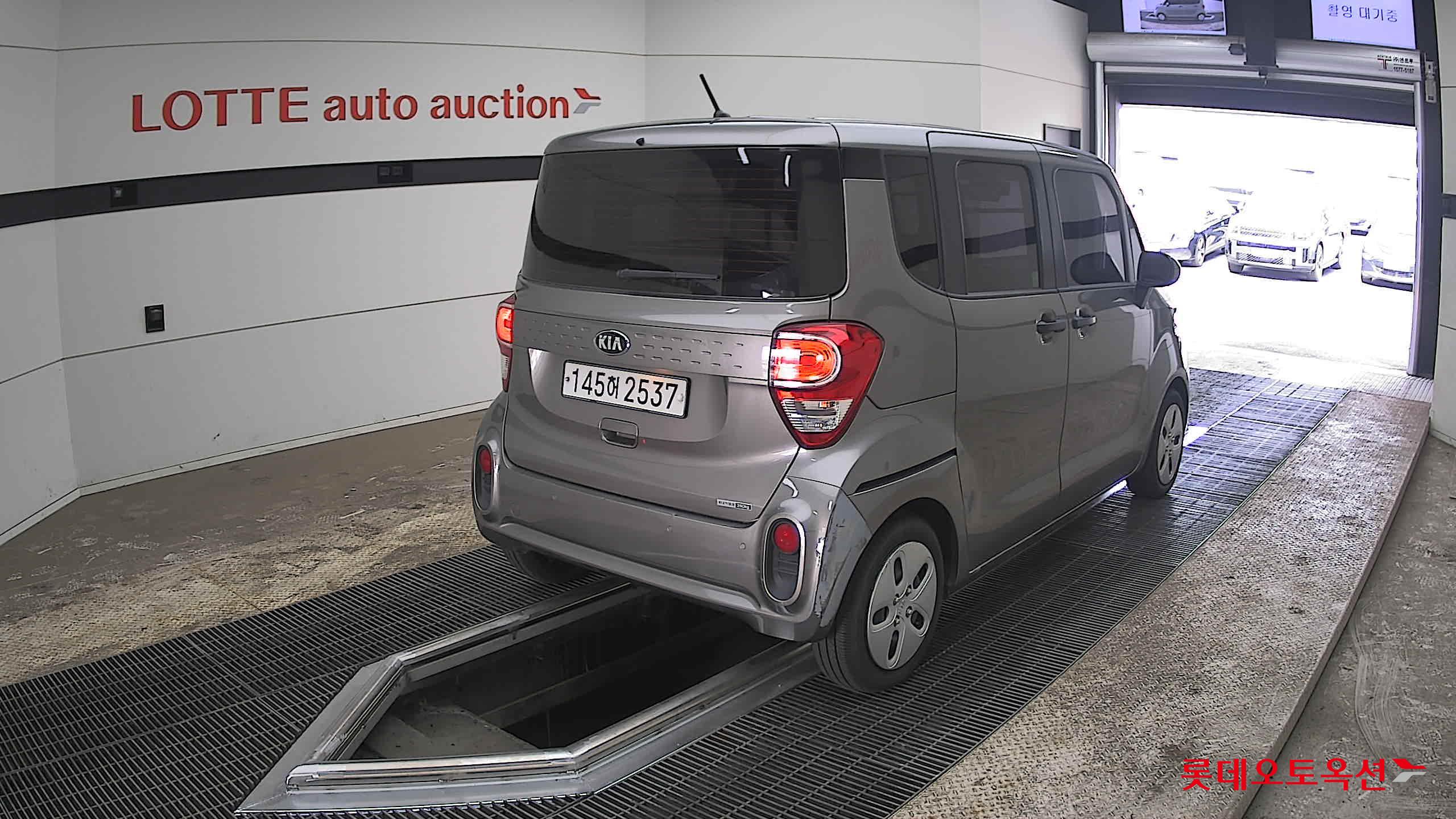 Kia Ray - 5