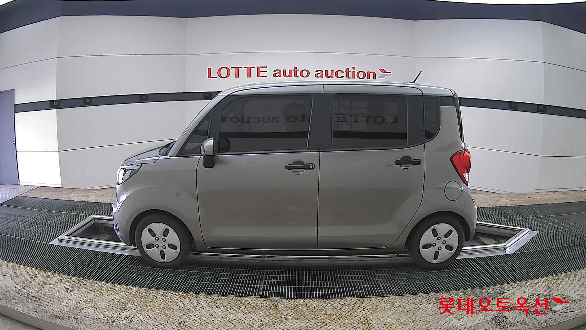 Kia Ray - 13