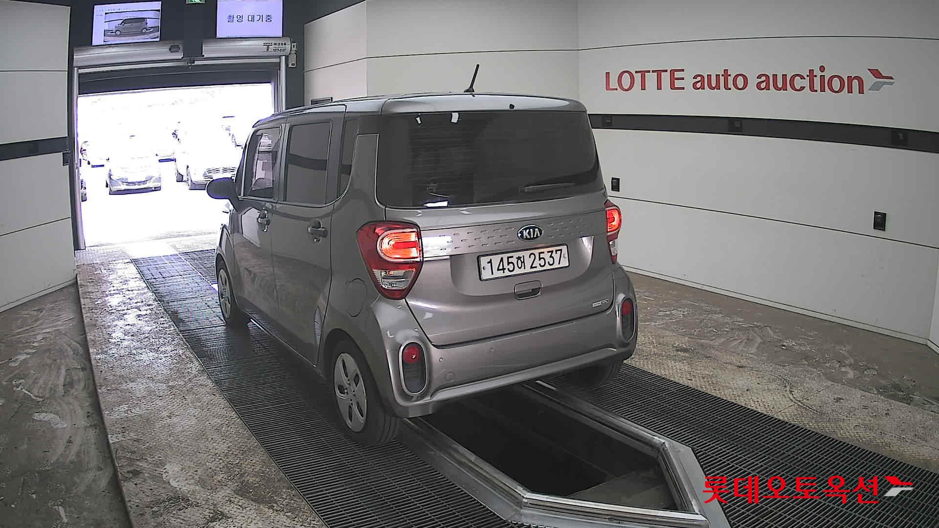Kia Ray - 16