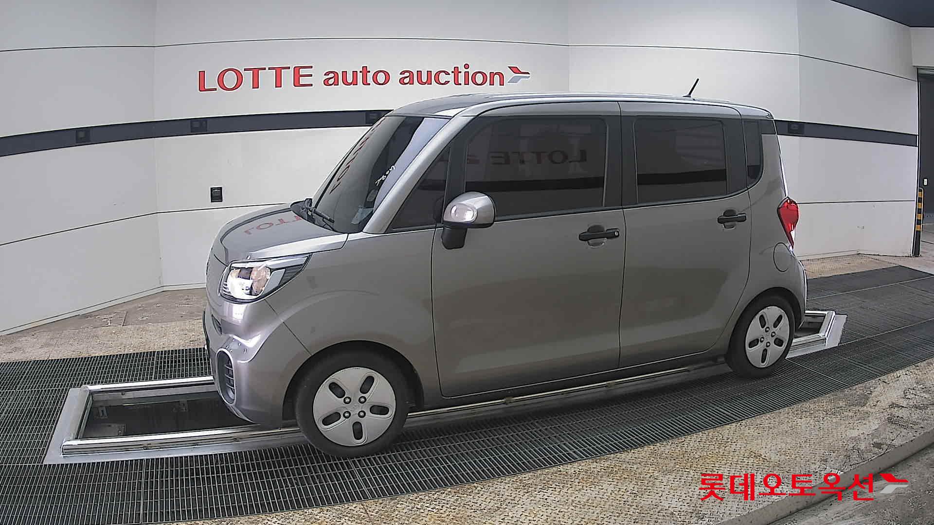 Kia Ray - 12